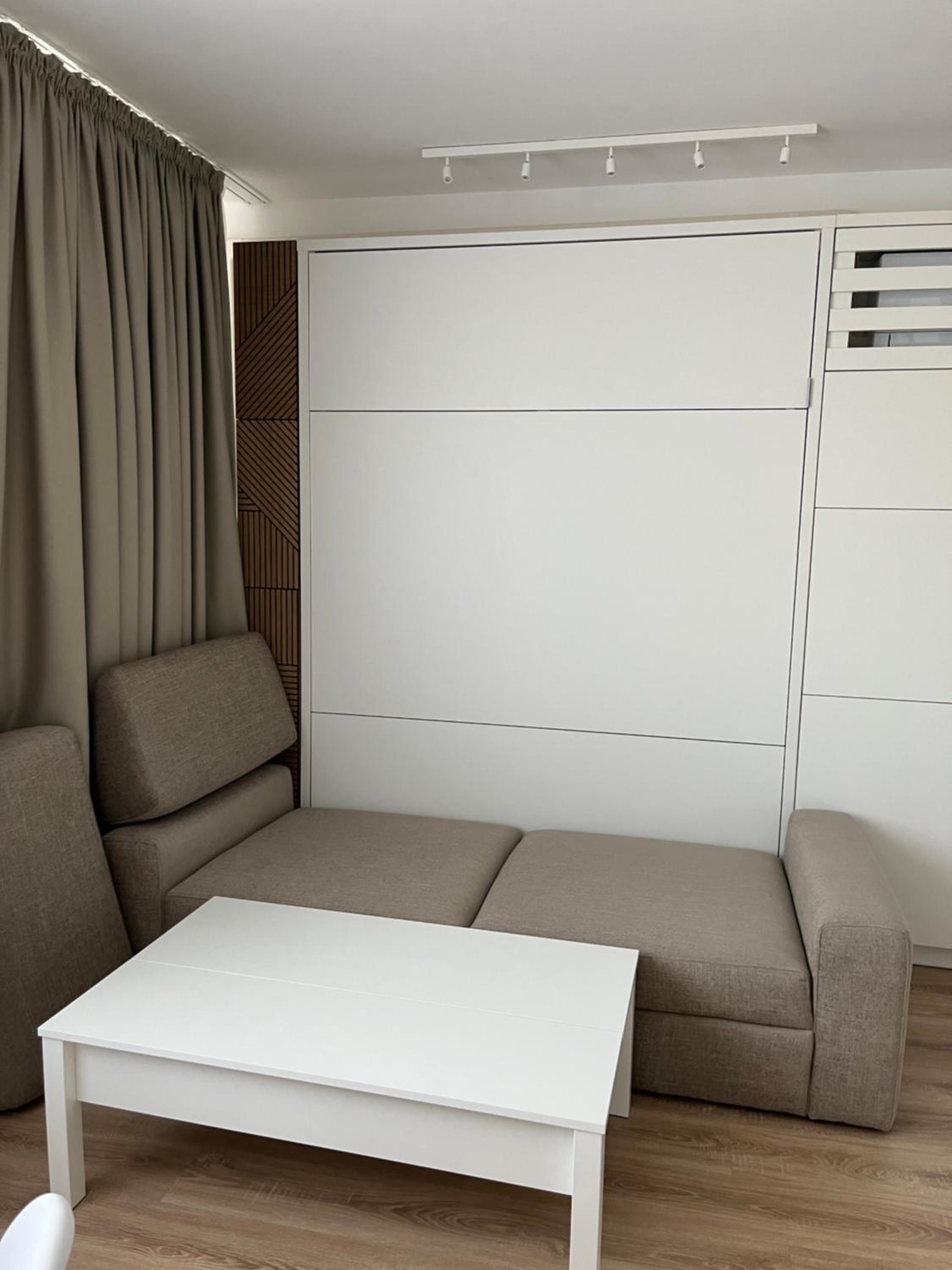 Apartment photo 2