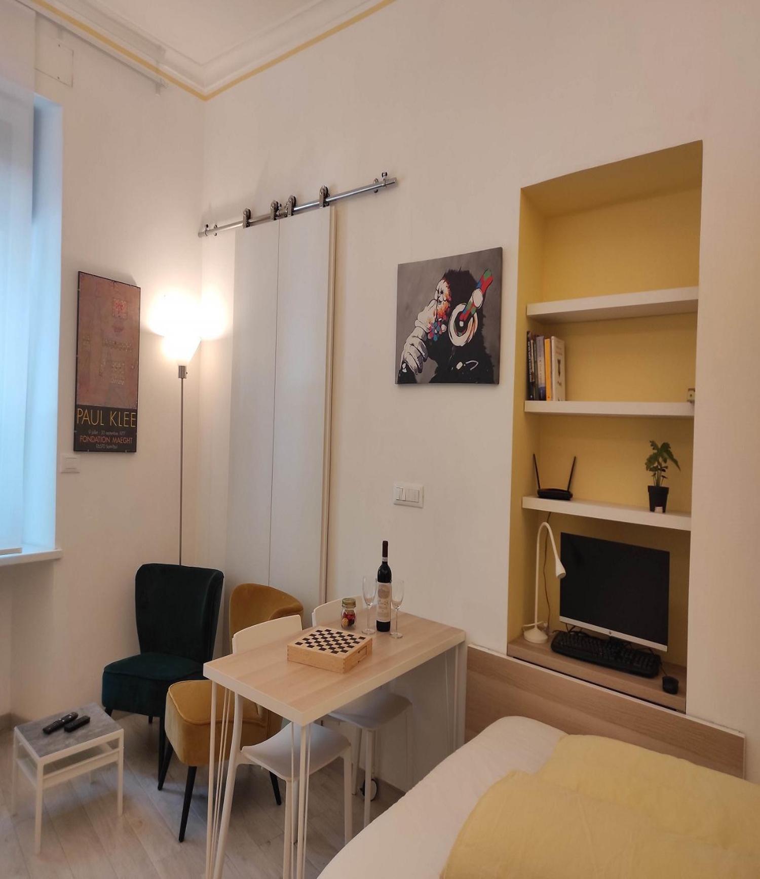 One-Bedroom Apartment