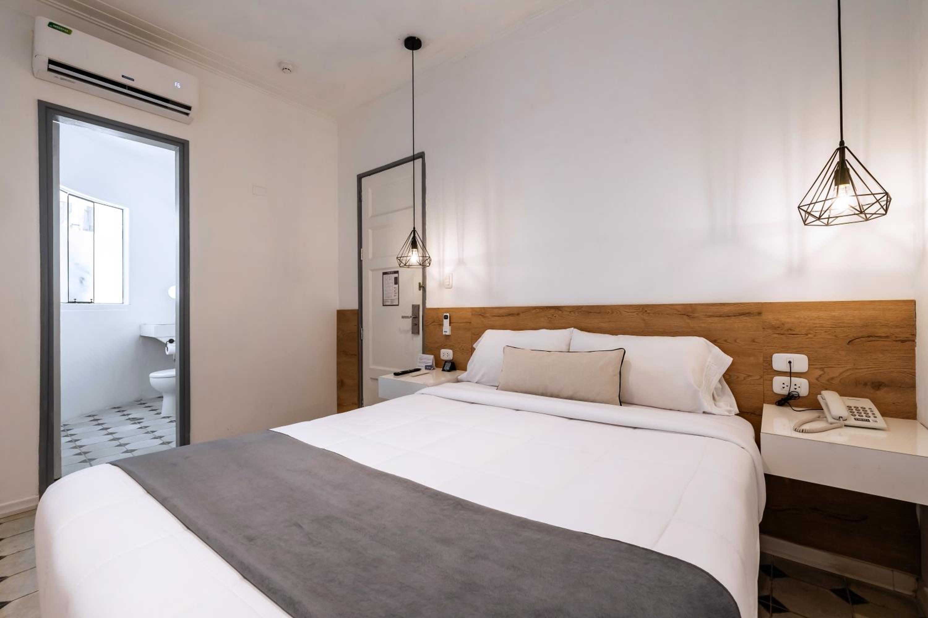 Junior Suite with Balcony photo 2