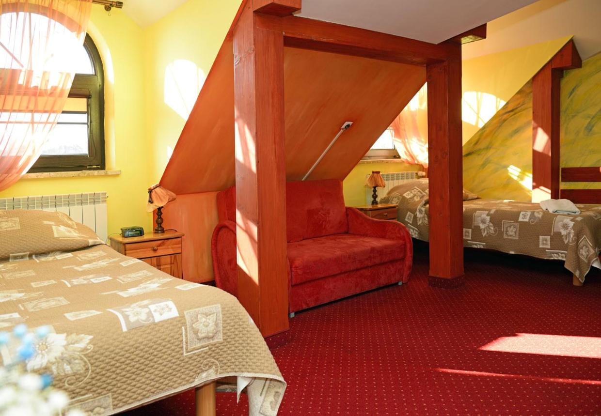 Standard Triple Room - Photo 4