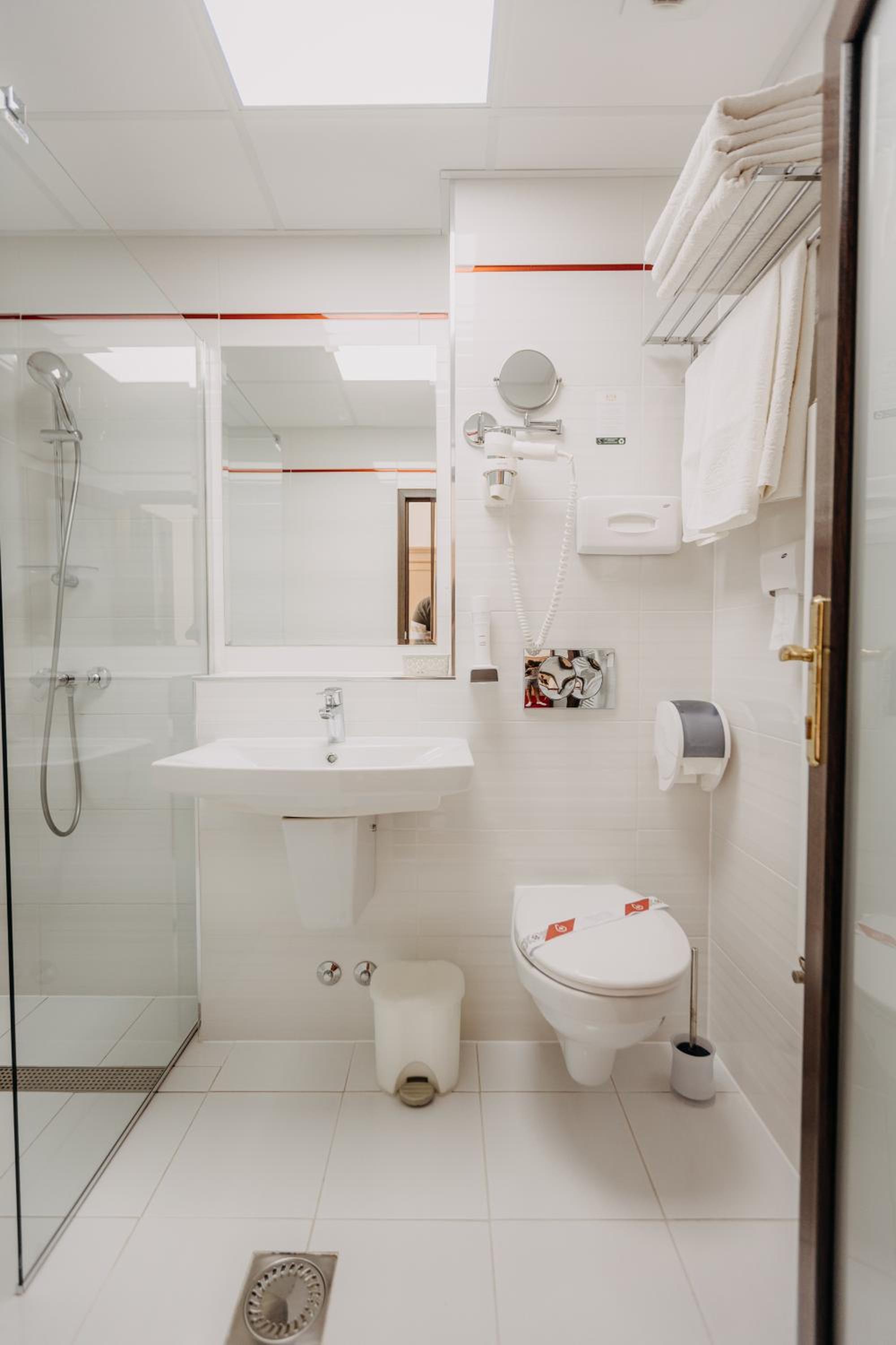 Superior Triple Room photo 3