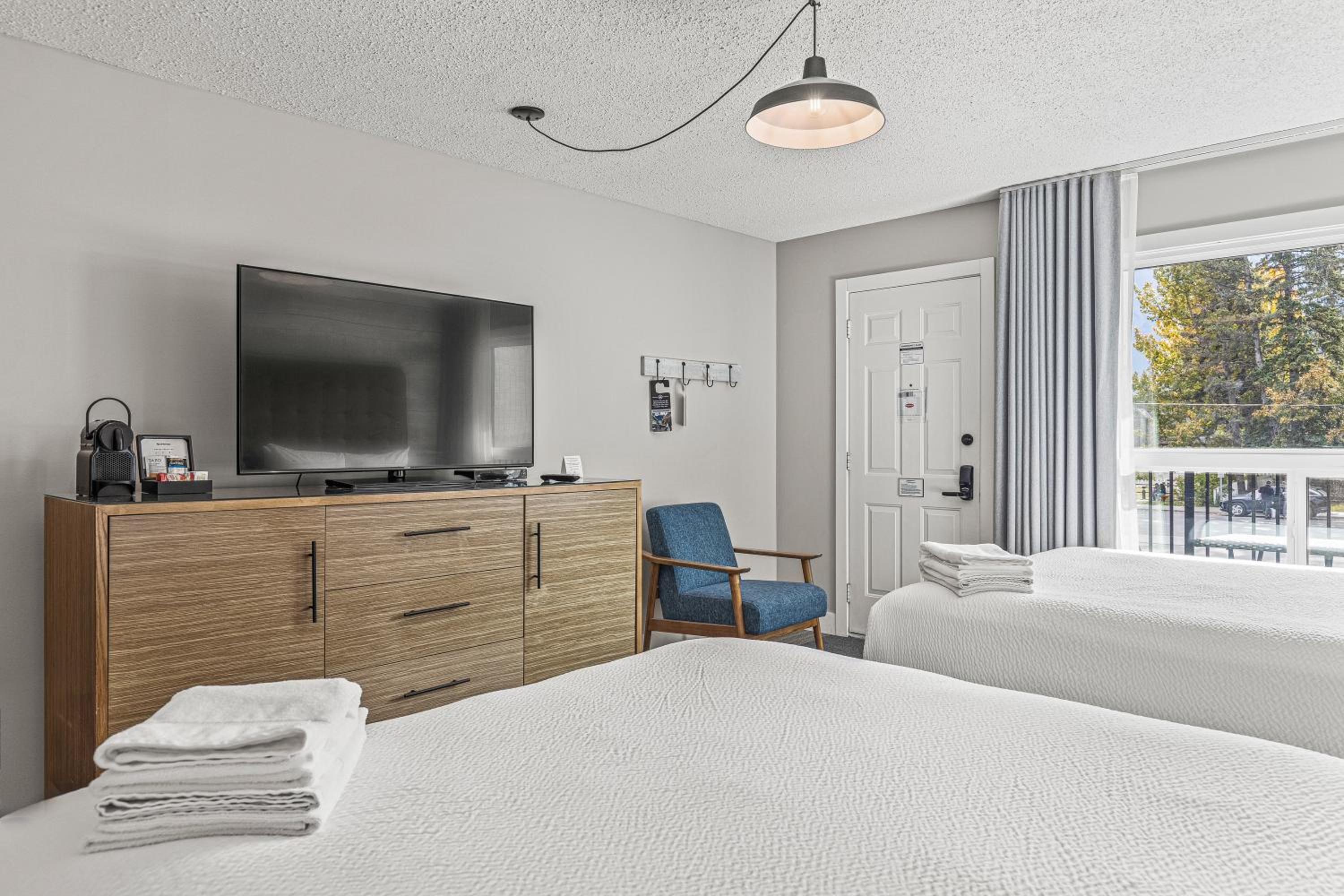 Double Room with Mountain View - Self Check-In