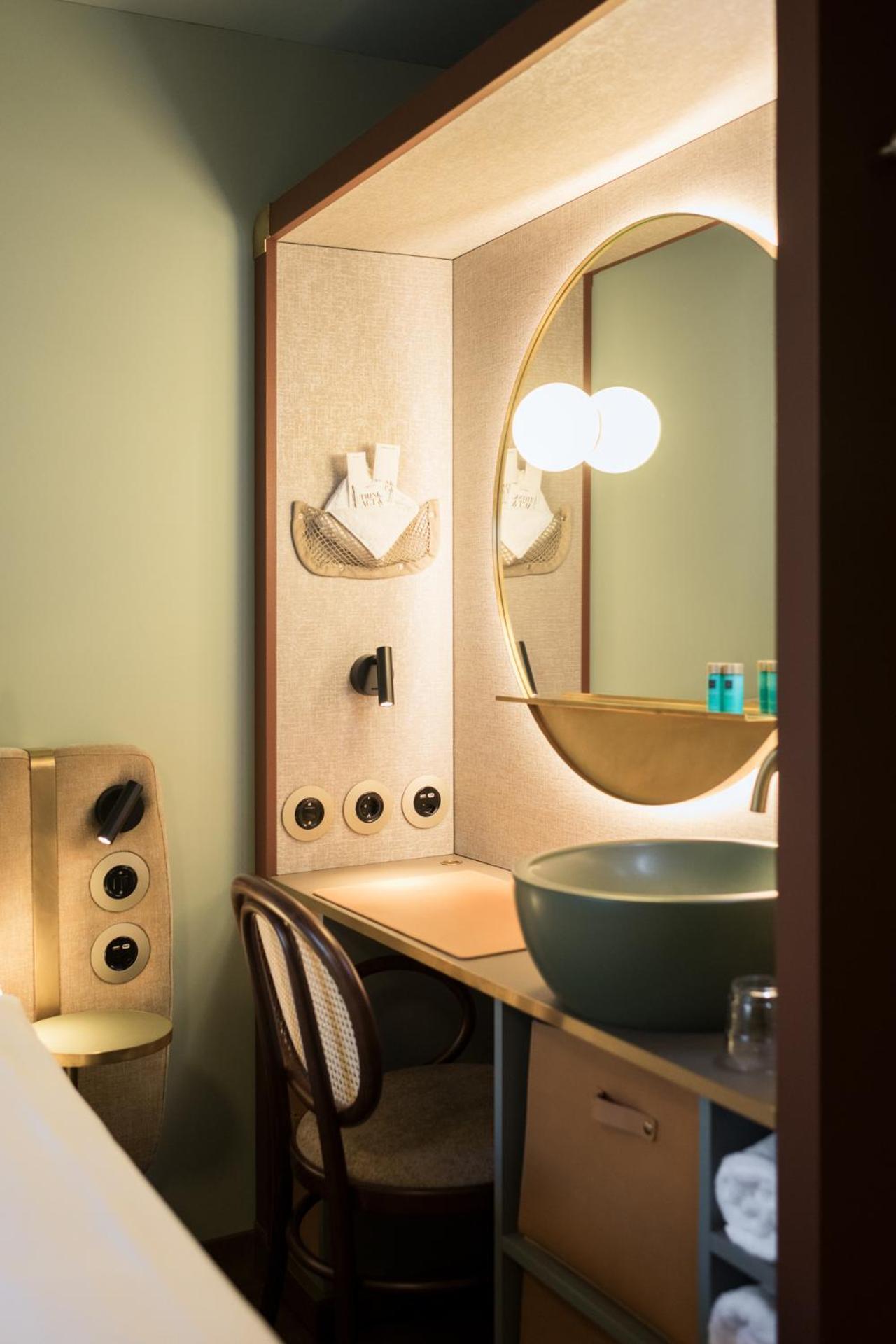 Standard Double Room - Photo 2