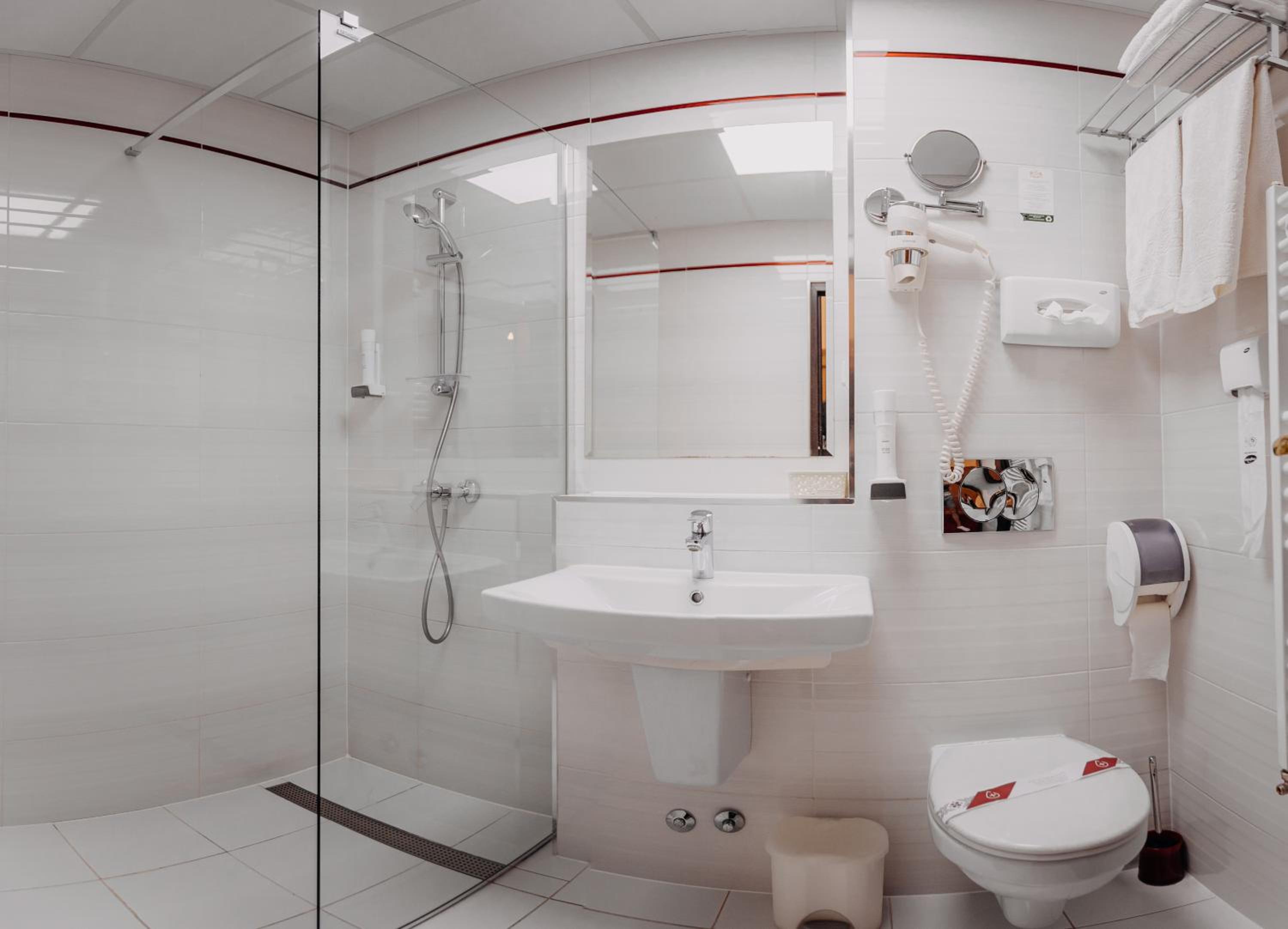 Superior Double or Twin Room with Terrace photo 2
