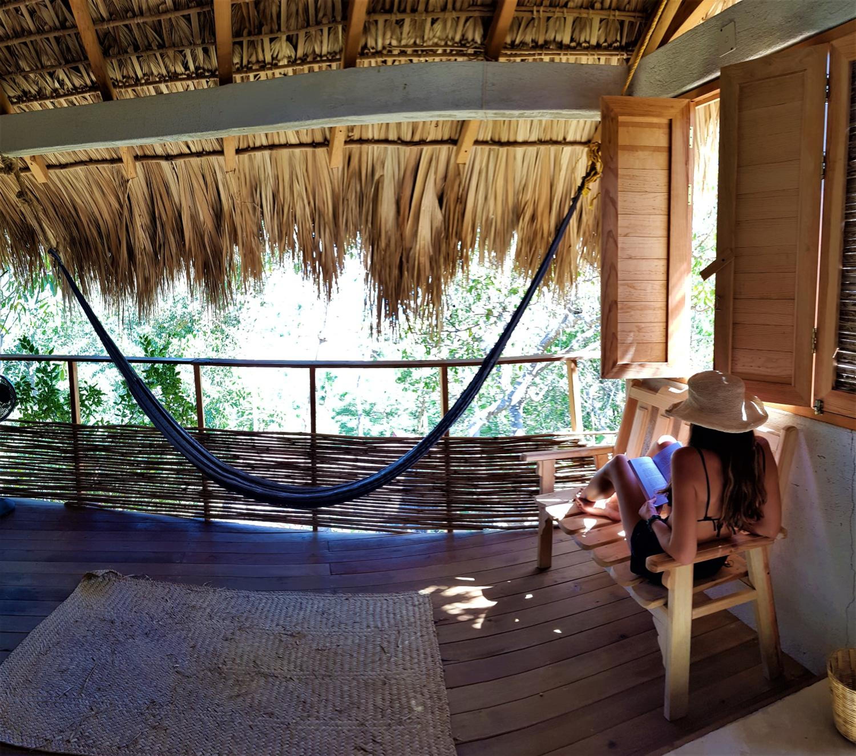 Deluxe Double Room with Balcony and Sea View - Photo 13