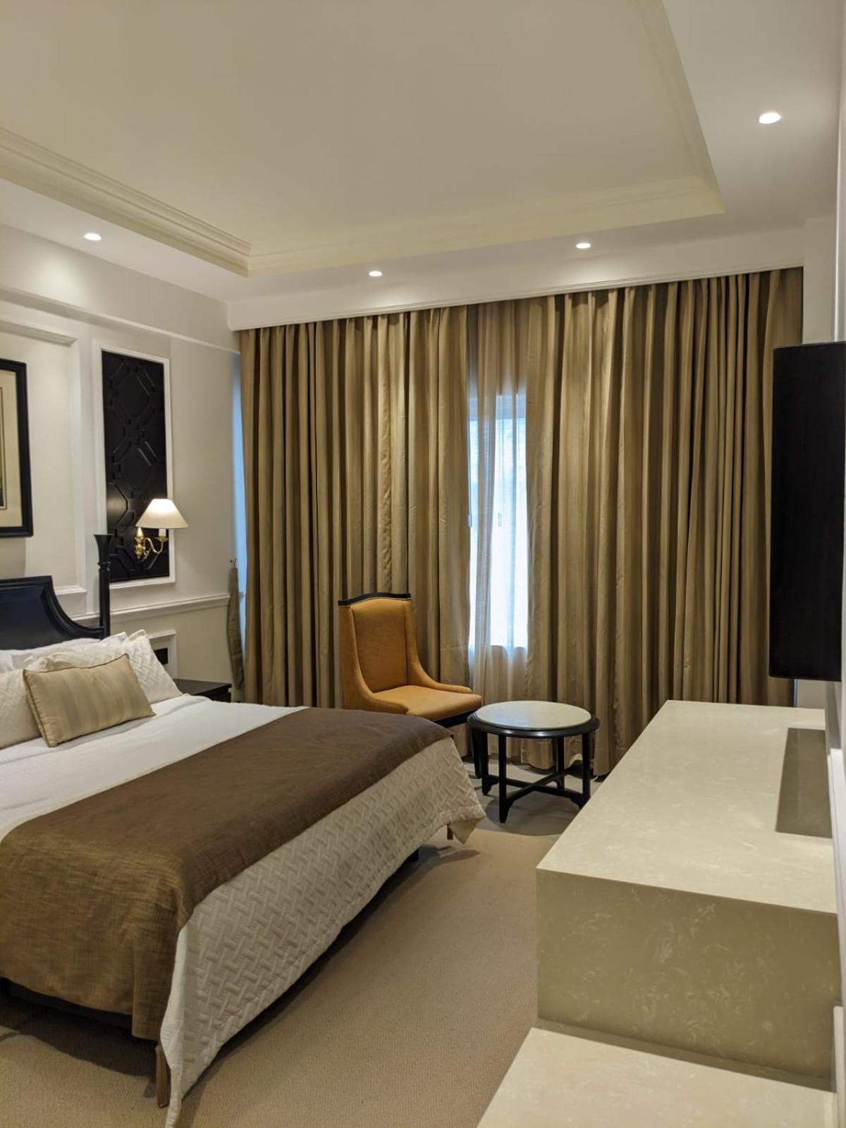 Club Room - Photo 6