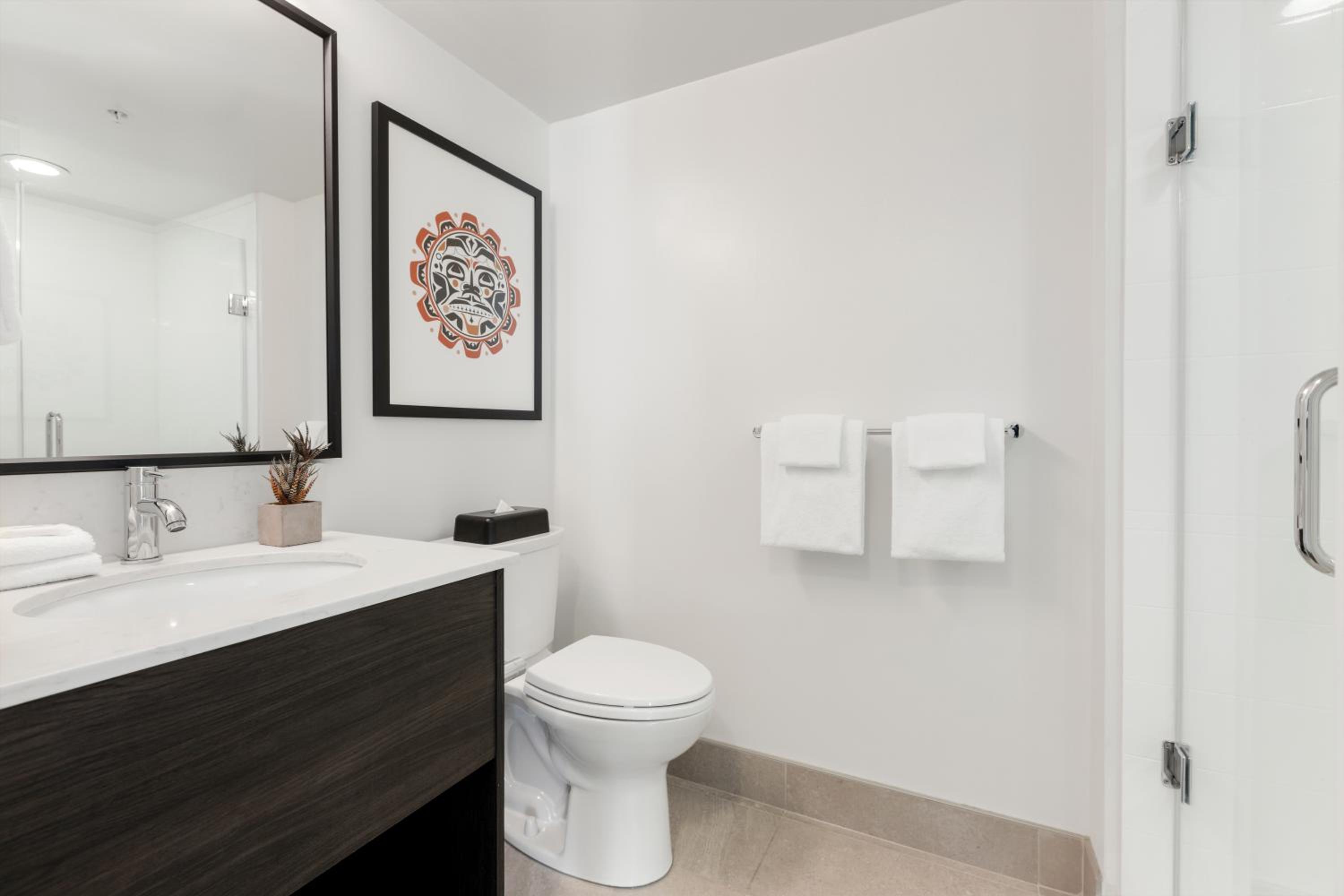 One-Bedroom Suite photo 2