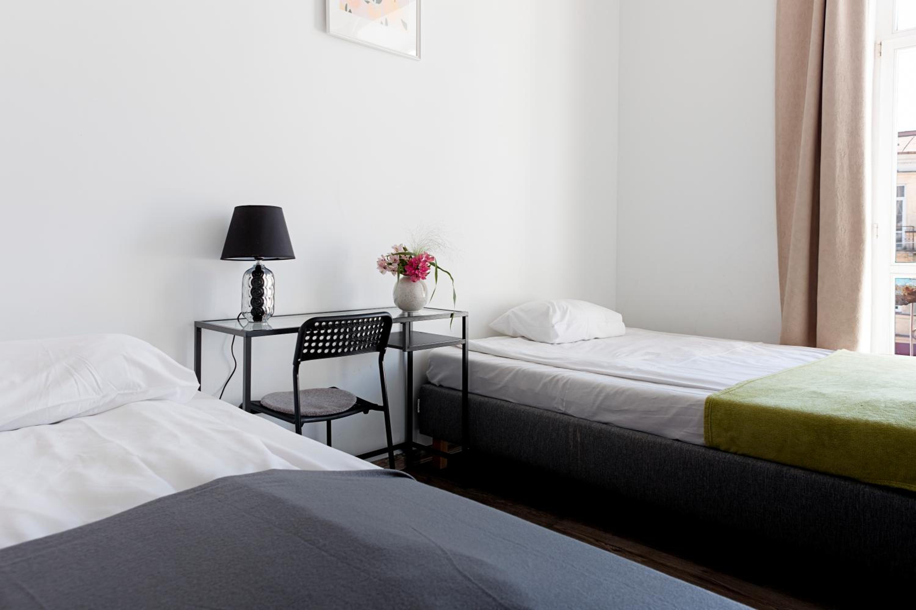 Twin Room - Photo 1