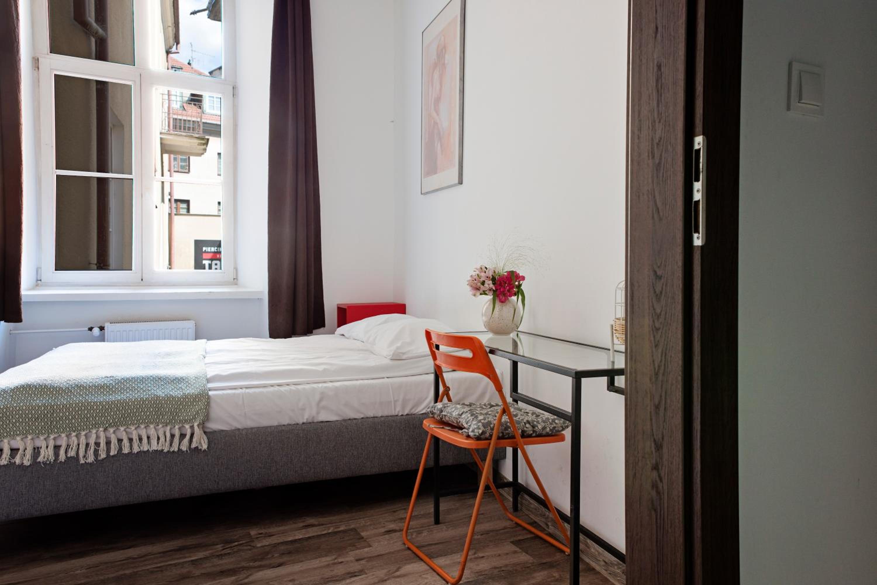 Double Room - Photo 4