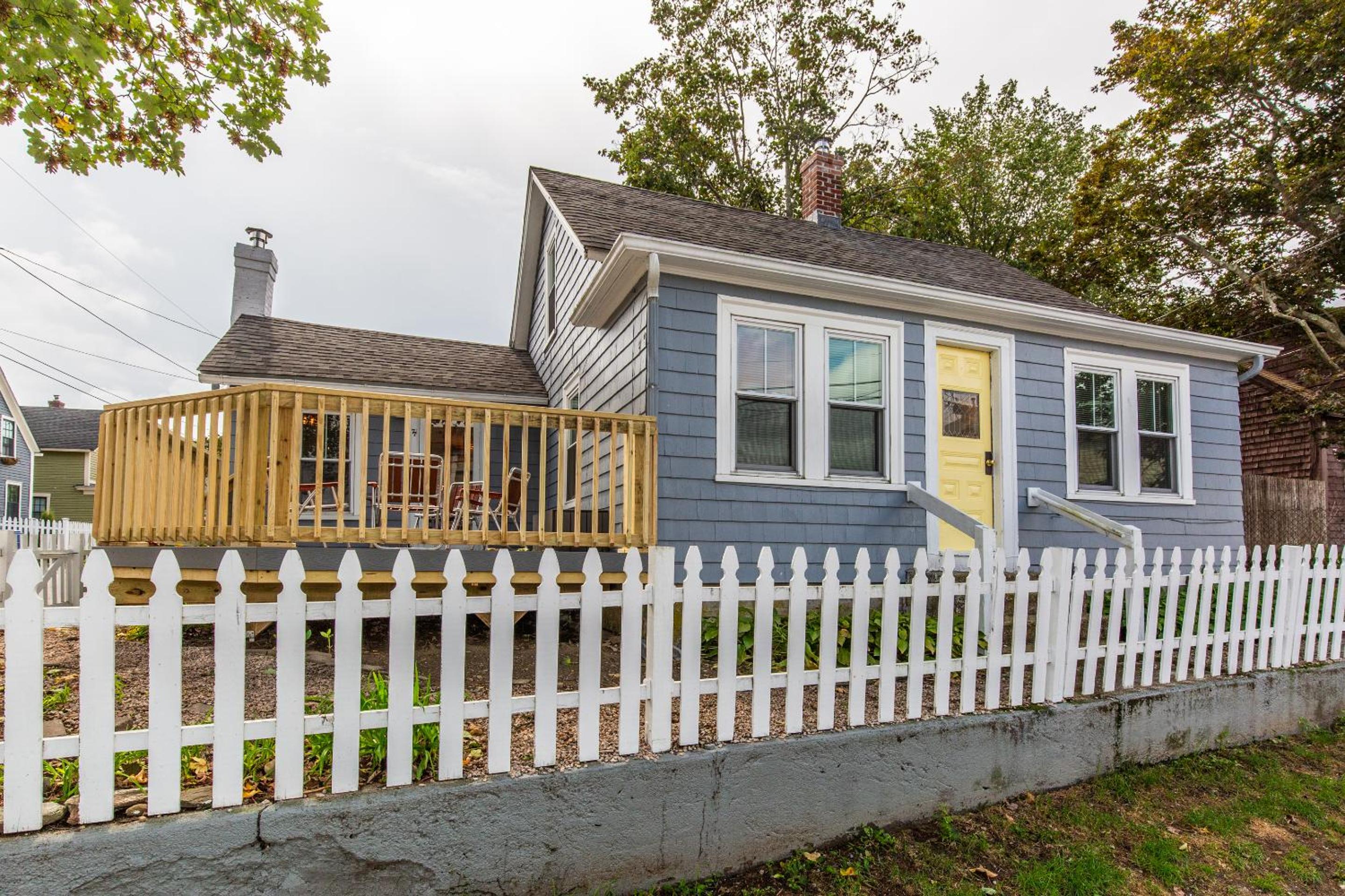 Two-Bedroom House photo 2