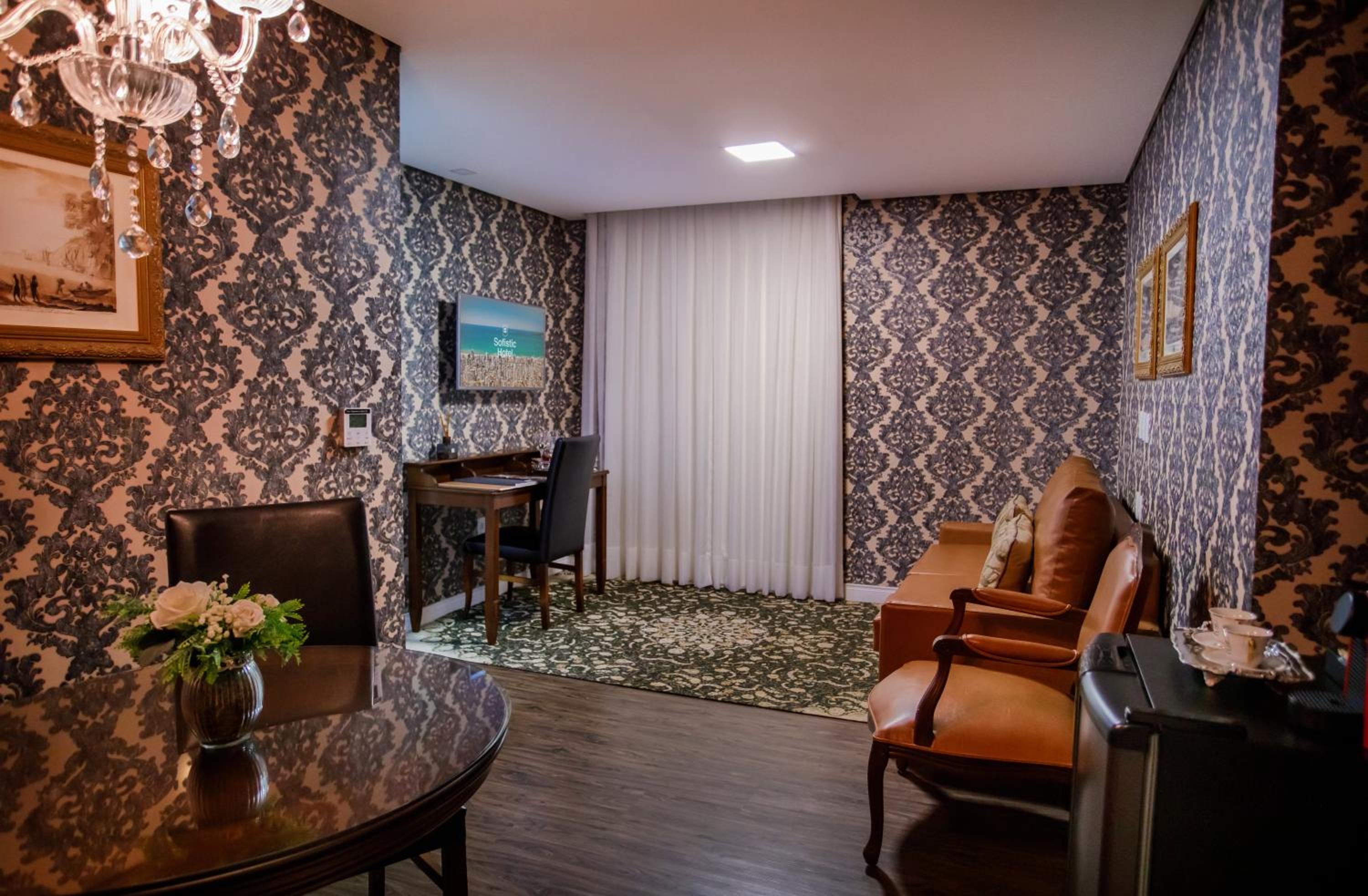 King Suite - Photo 5