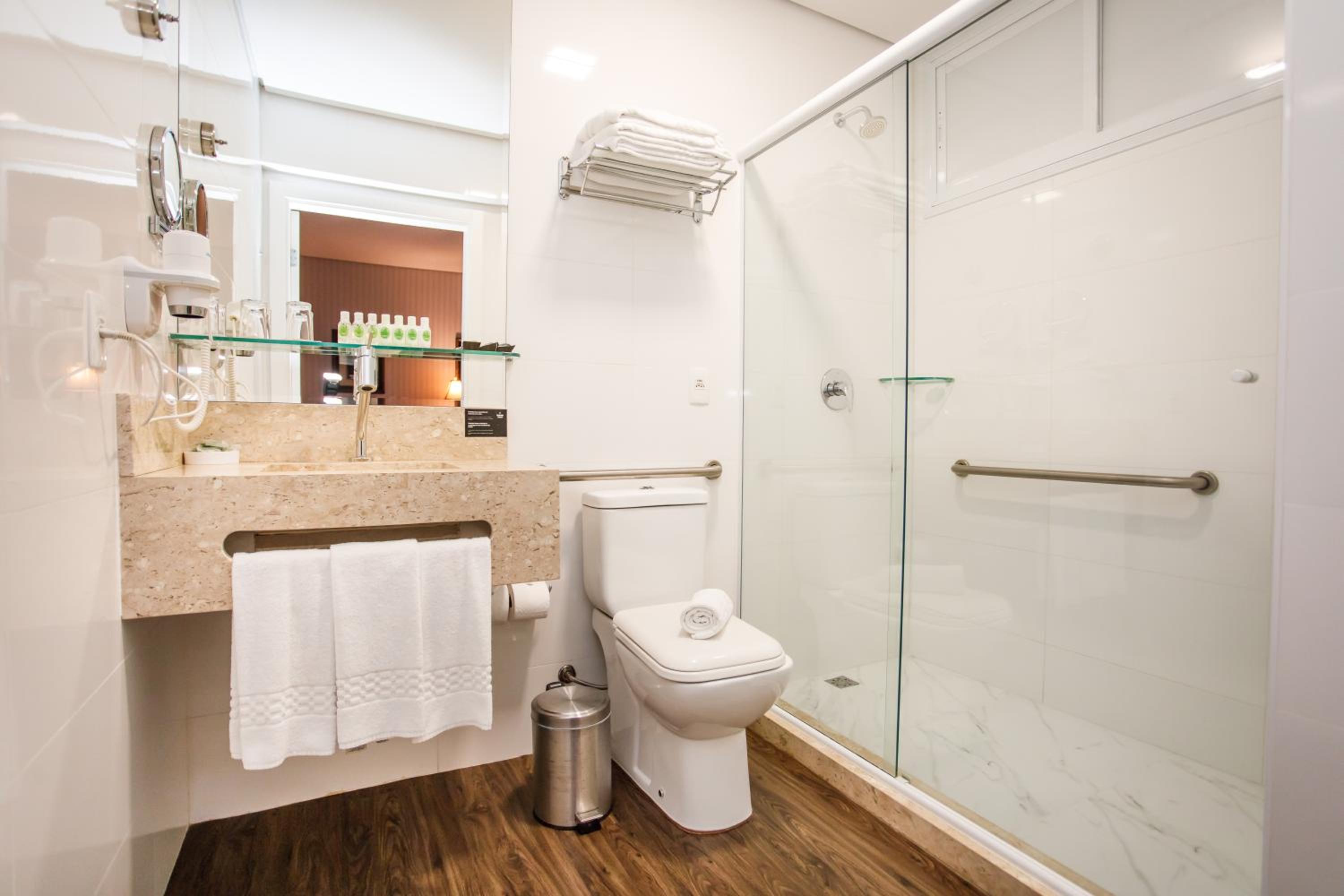 Luxury Triple Room photo 2