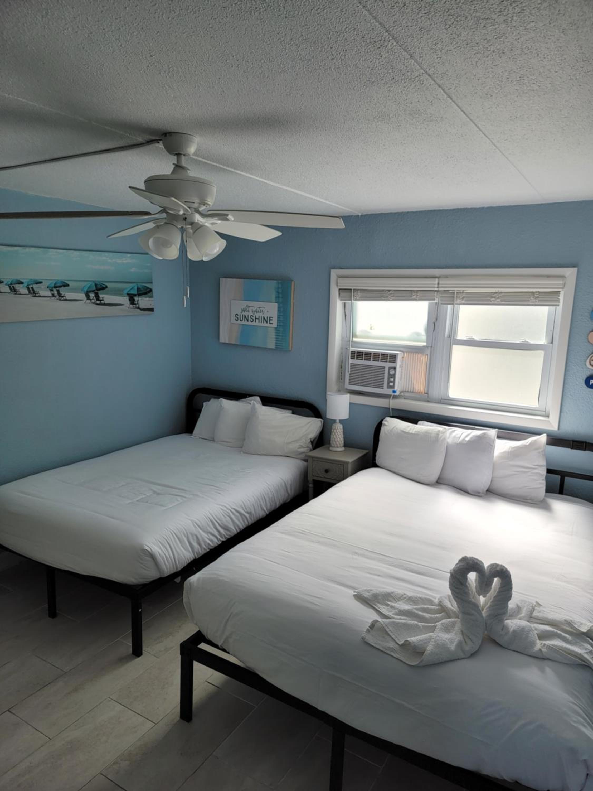 Direct Oceanfront - Two Room Efficiency with Private Balcony - 2 TV's