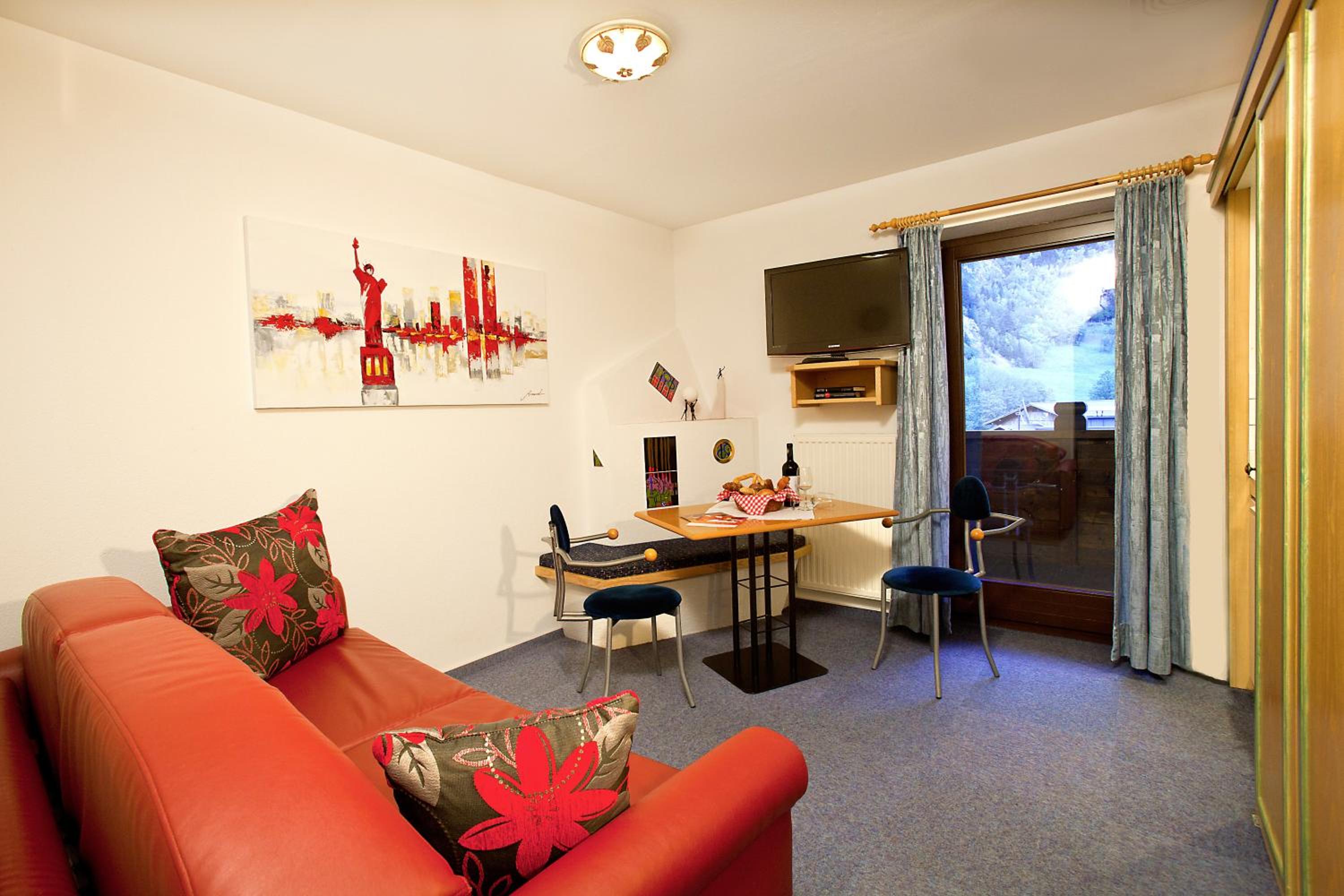 Standard One-Bedroom Apartment (Type II) photo 1