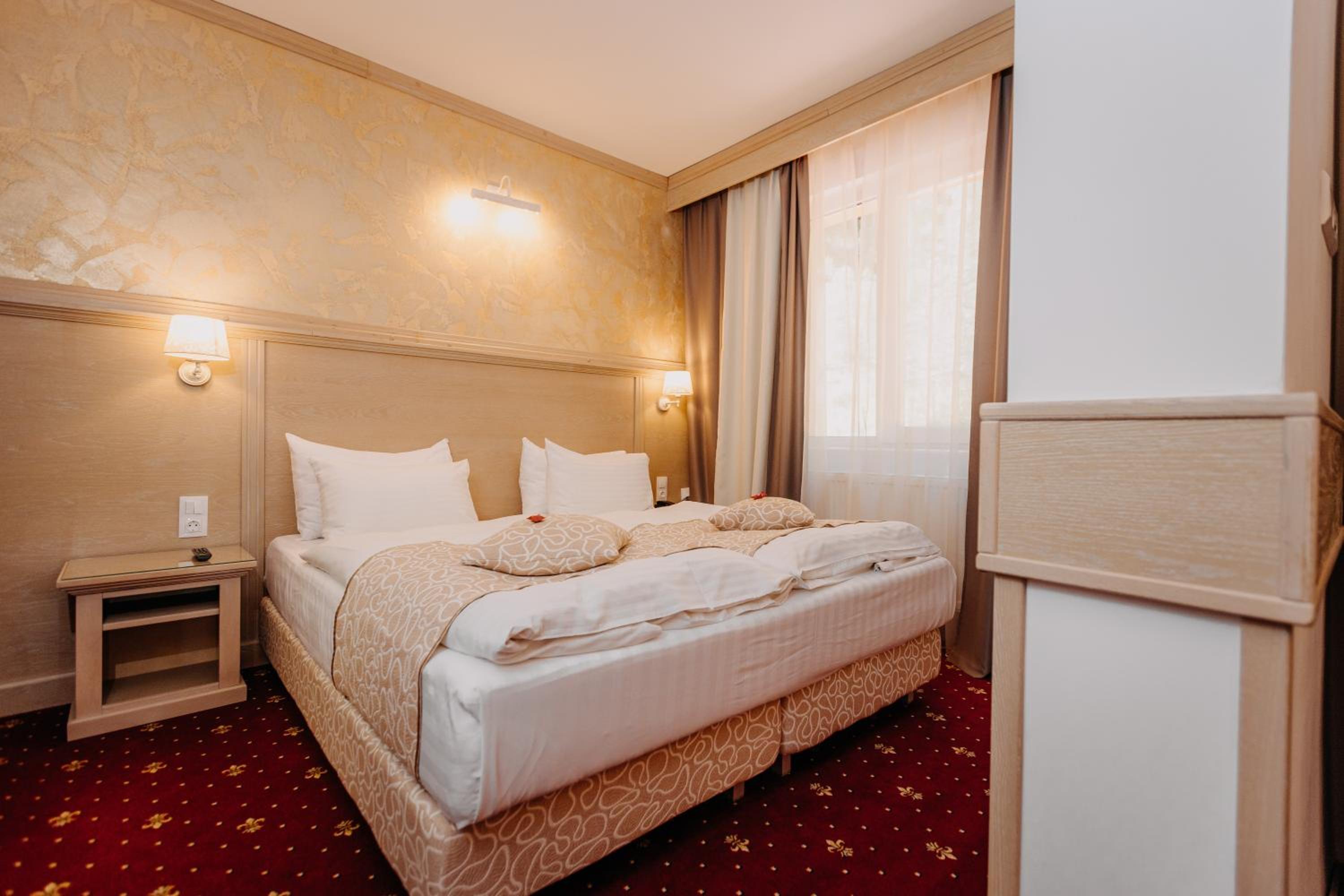 Superior Double or Twin Room photo 1