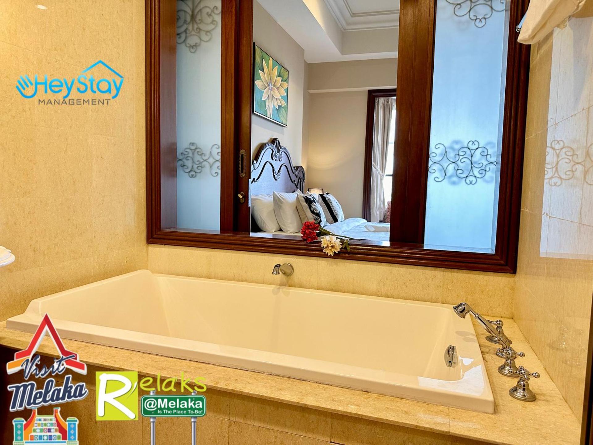 Apartment with Sea View - Photo 13