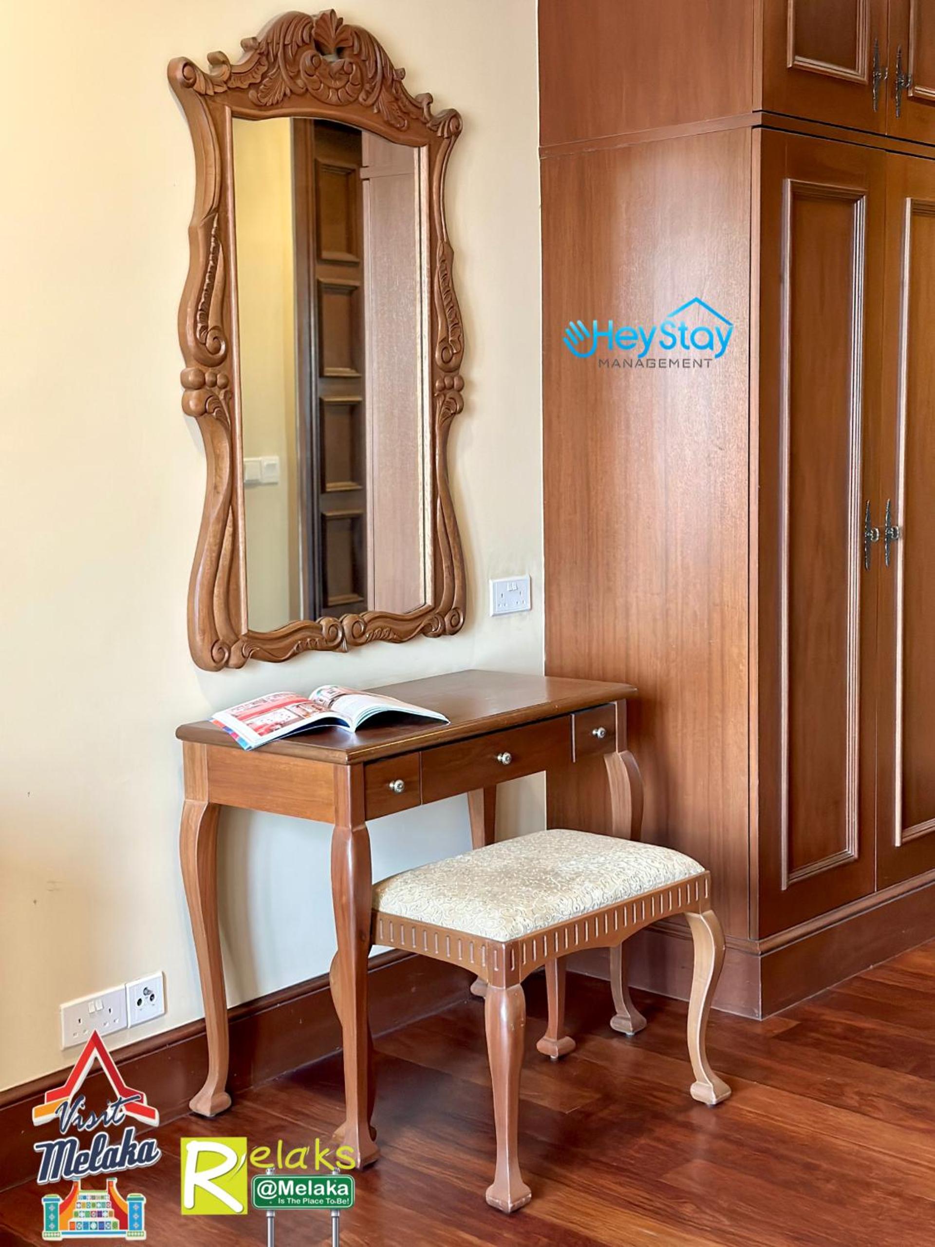 Apartment with Sea View - Photo 26