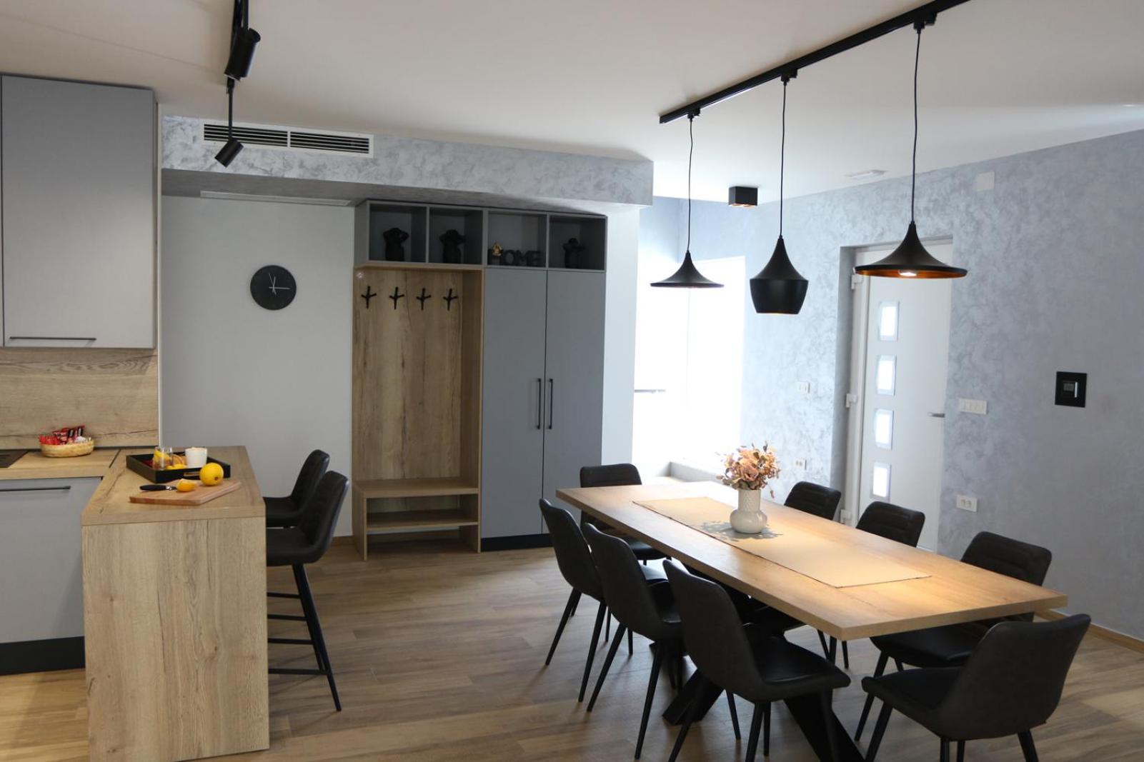 Villa photo 3