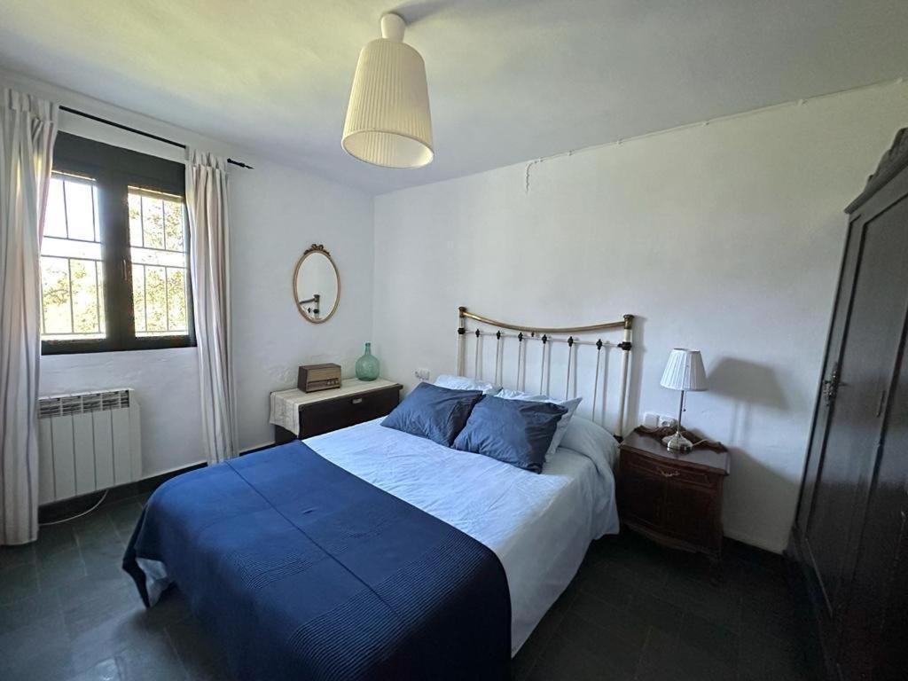 Four-Bedroom House photo 2