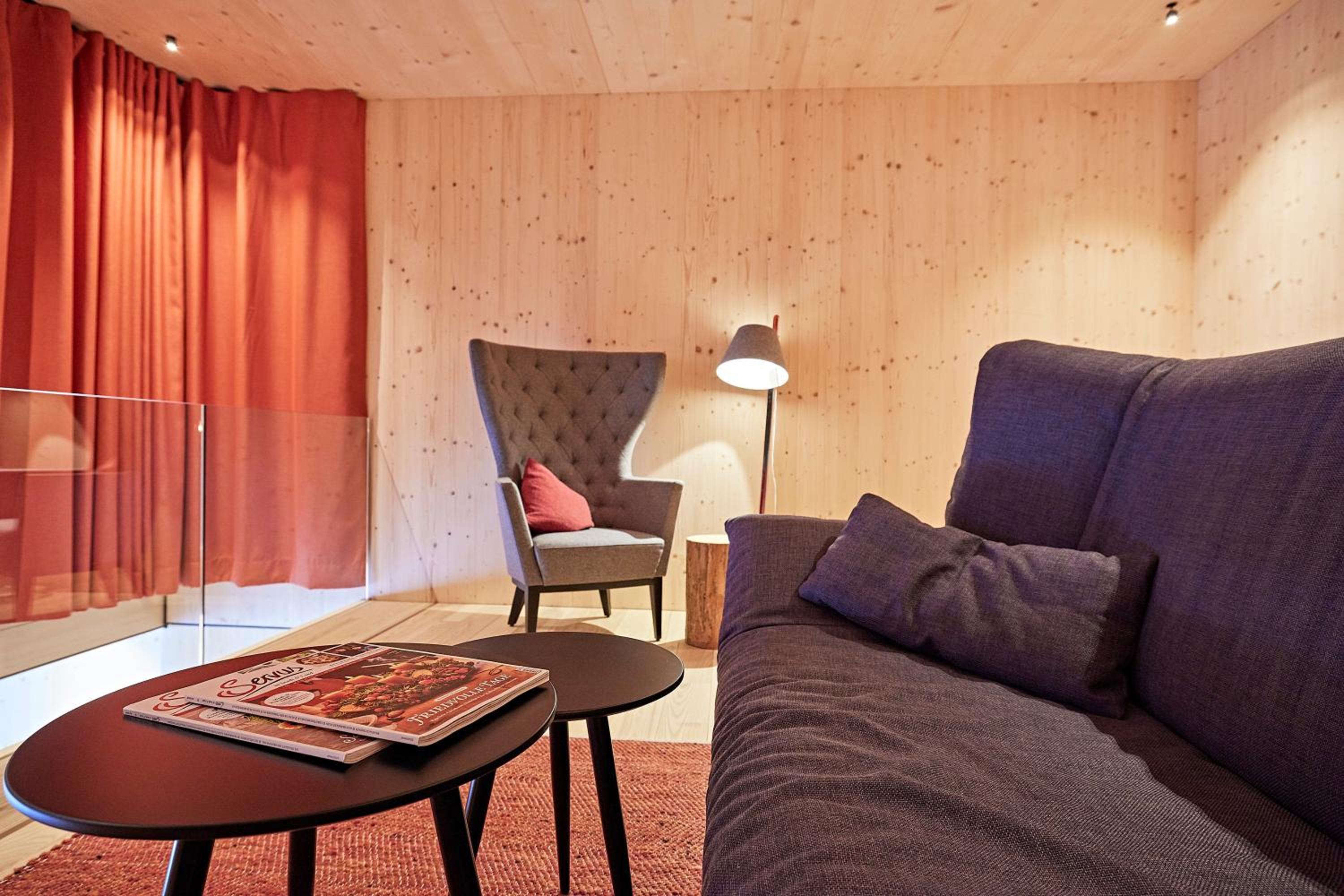 Deluxe Double Room - Photo 8
