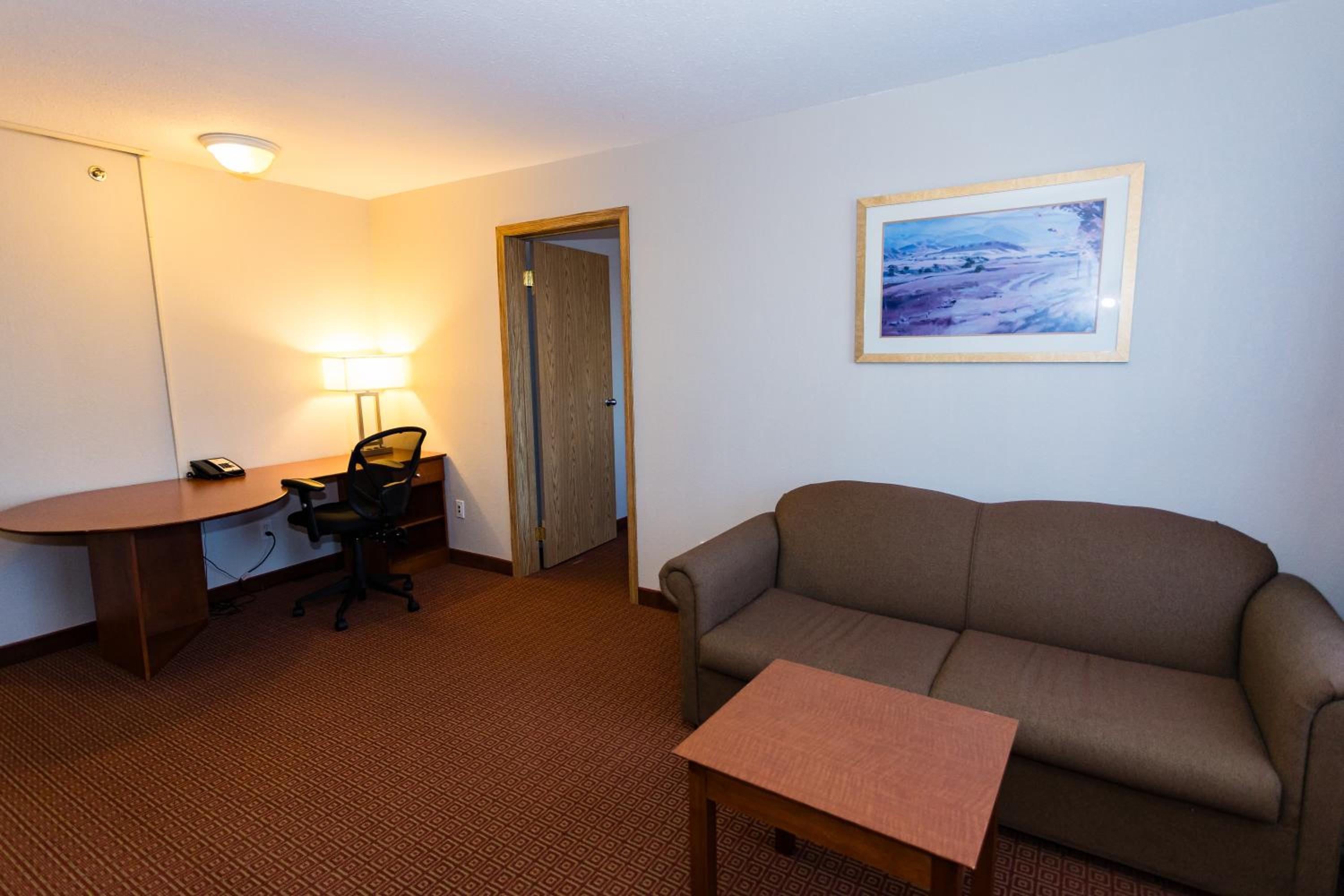 Superior King Room - Non-Smoking - Photo 3