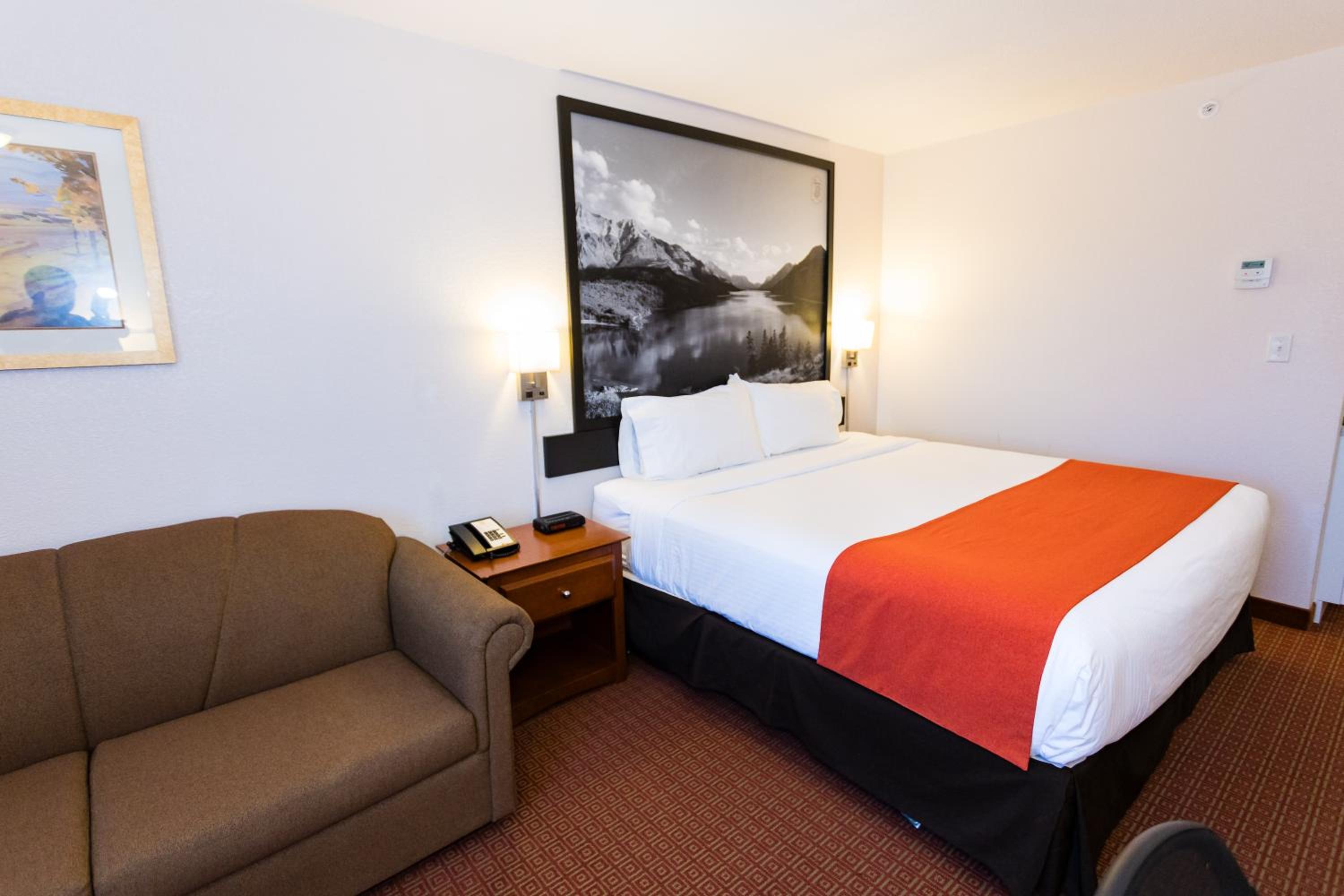  King Suite - Photo 4