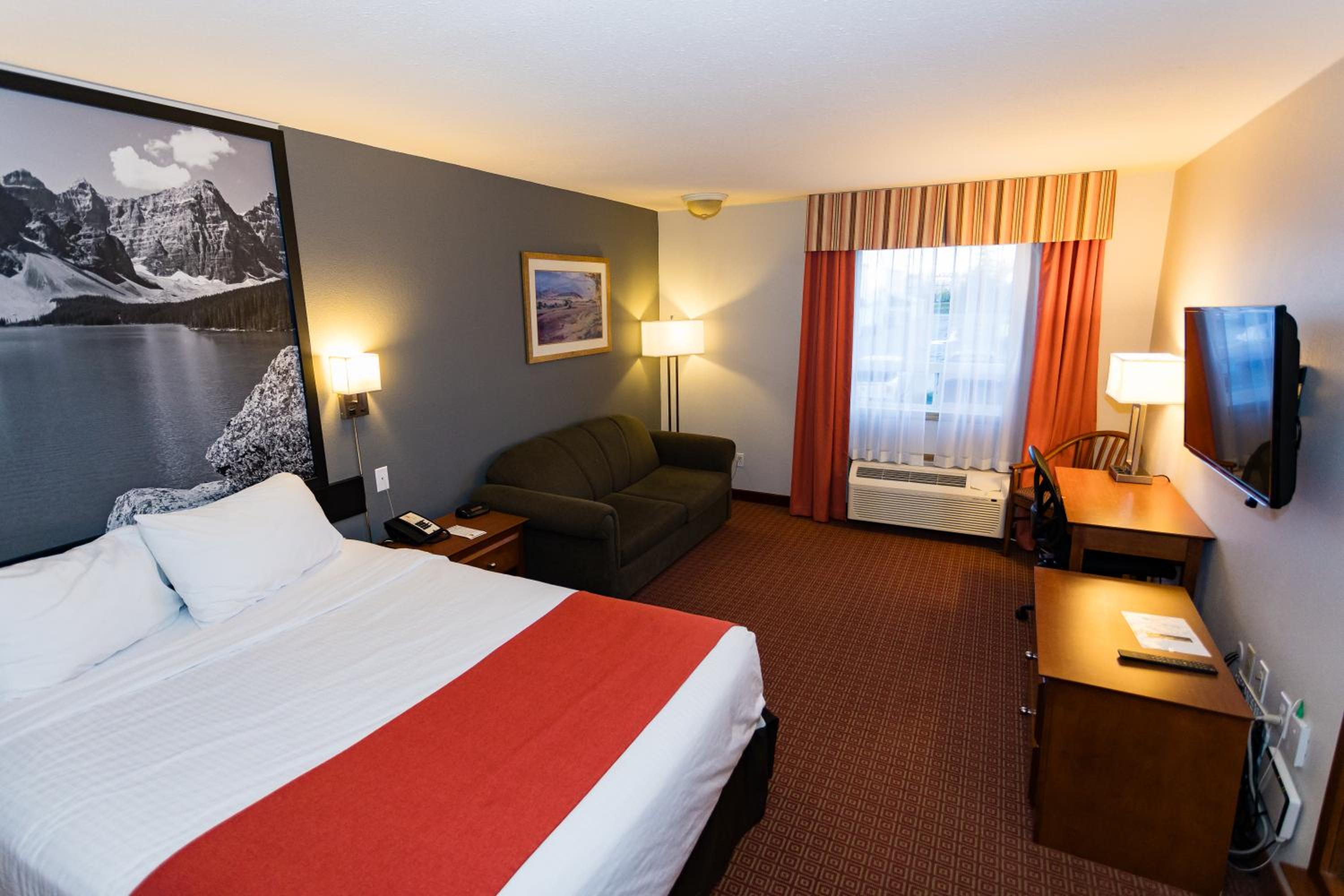  King Suite - Photo 7