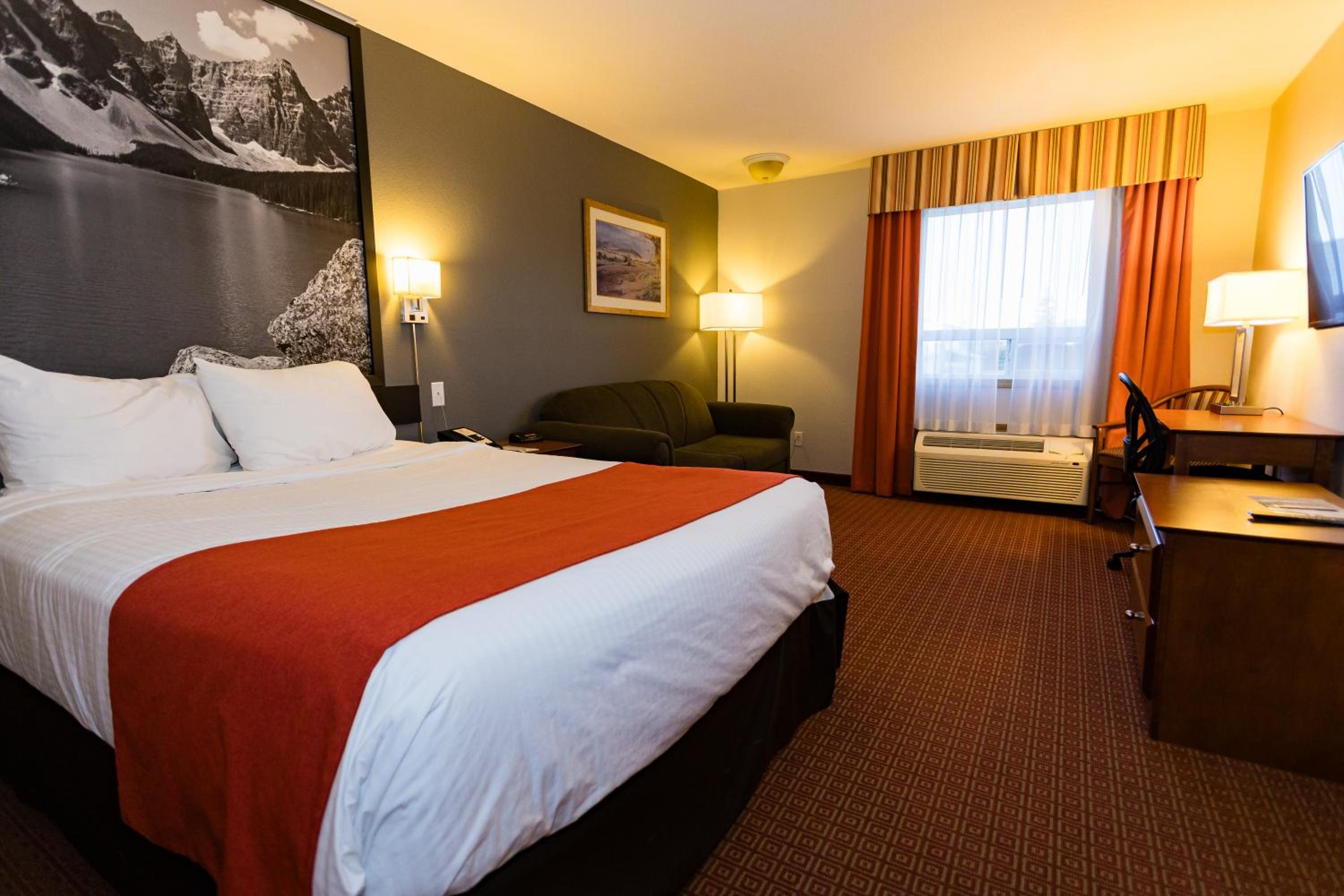  King Suite - Photo 5