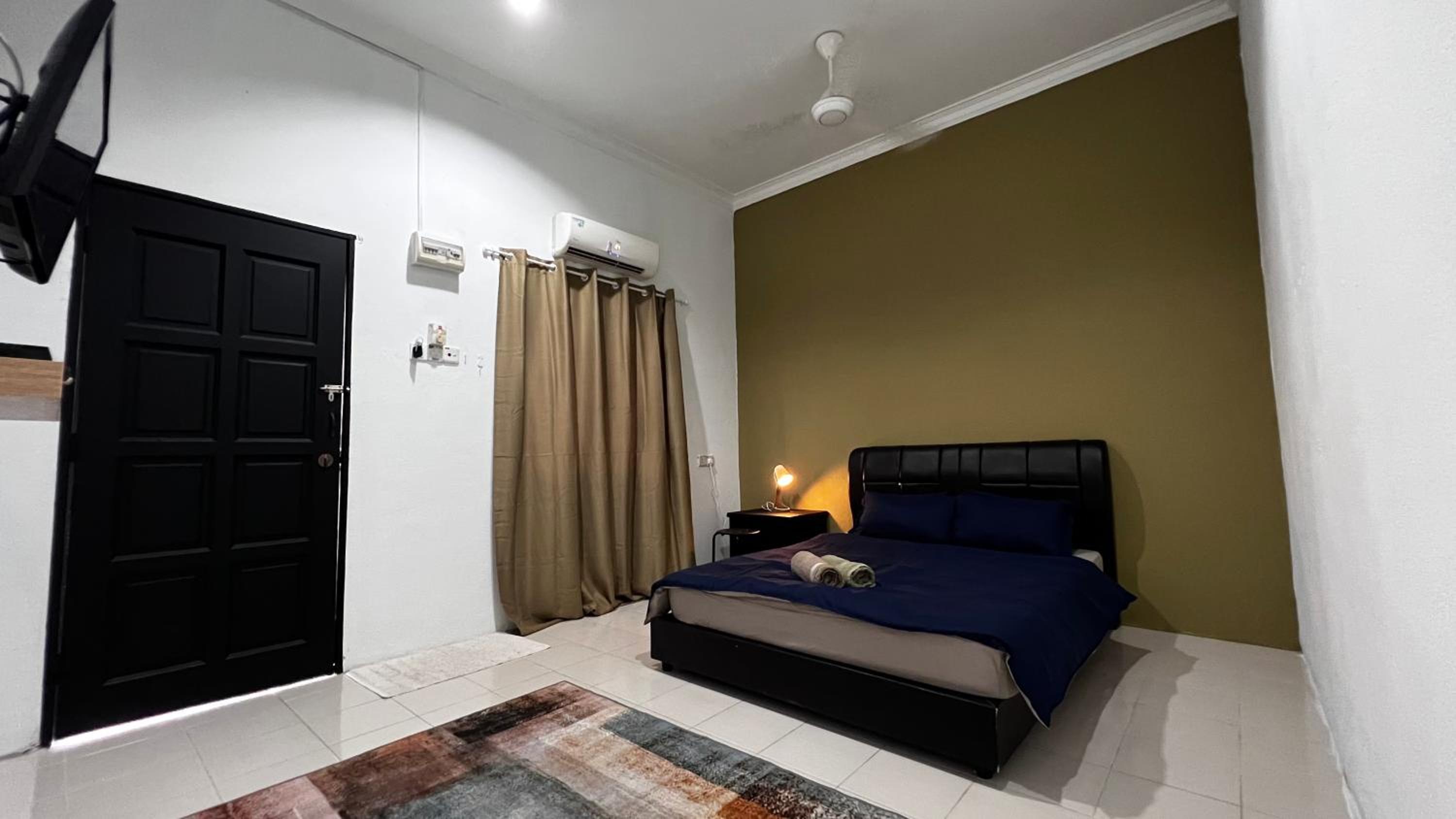 Double Room with Private Bathroom photo 3