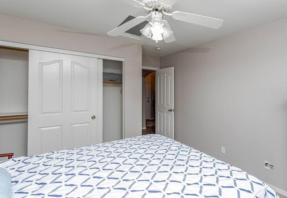 Four-Bedroom House photo 1