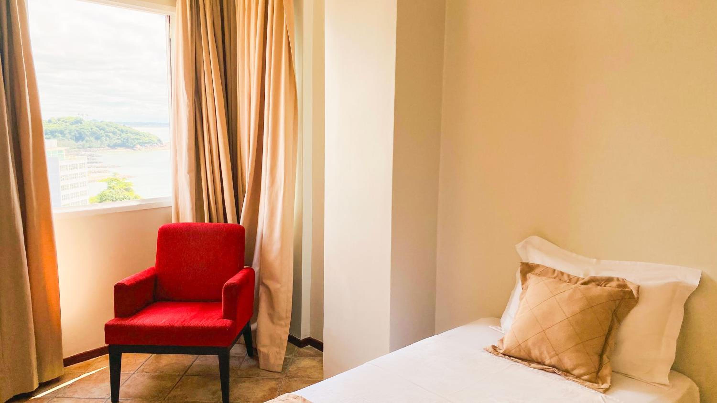 Deluxe Double Room With Side Sea View photo 3