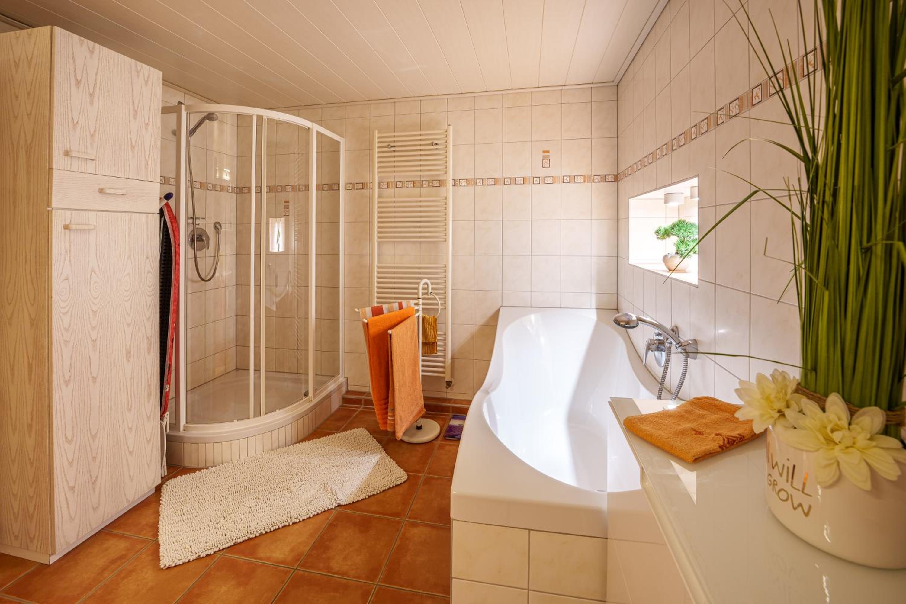 Two-Bedroom Apartment - Photo 6