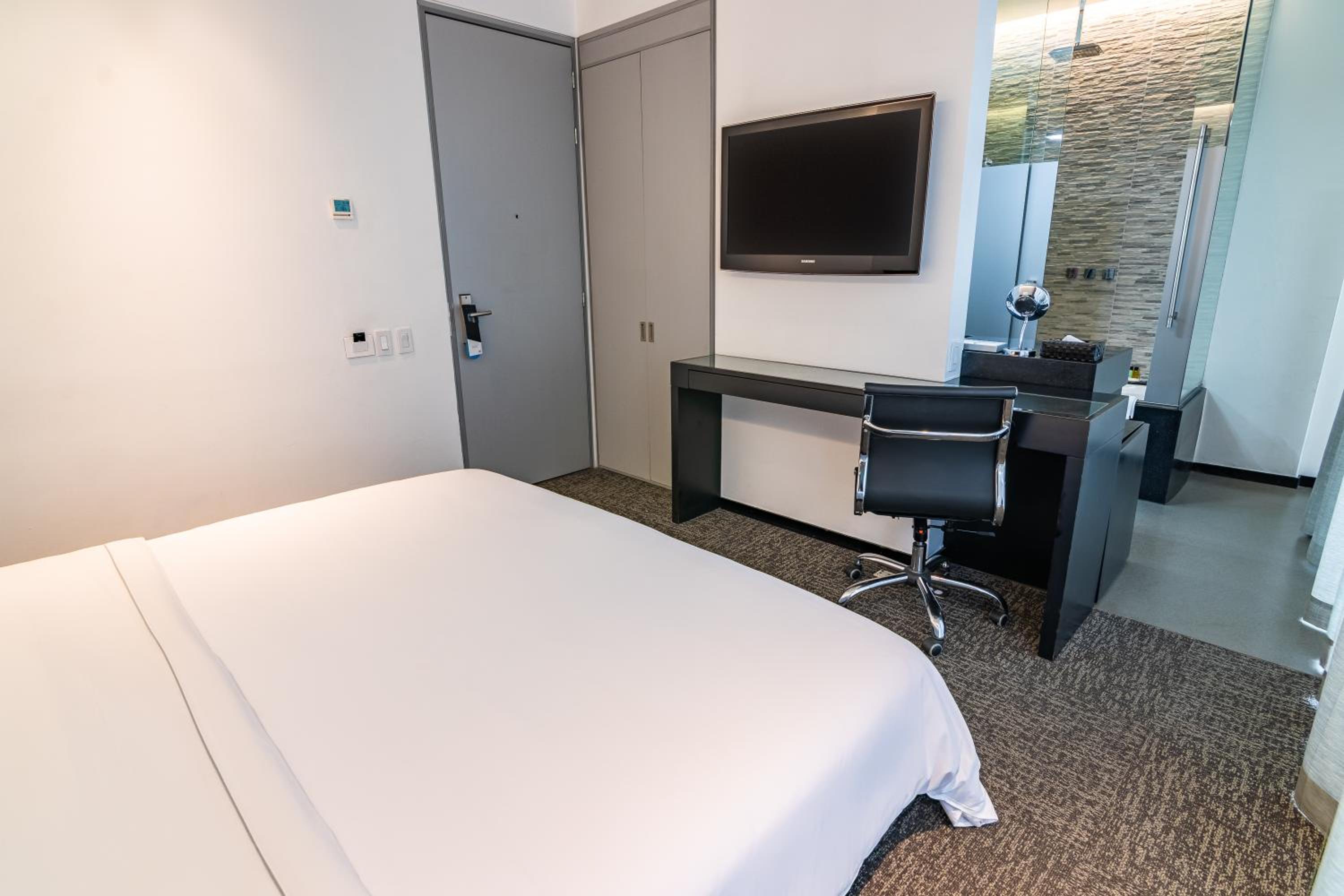 Standard Double Room (King size bed) - Photo 1