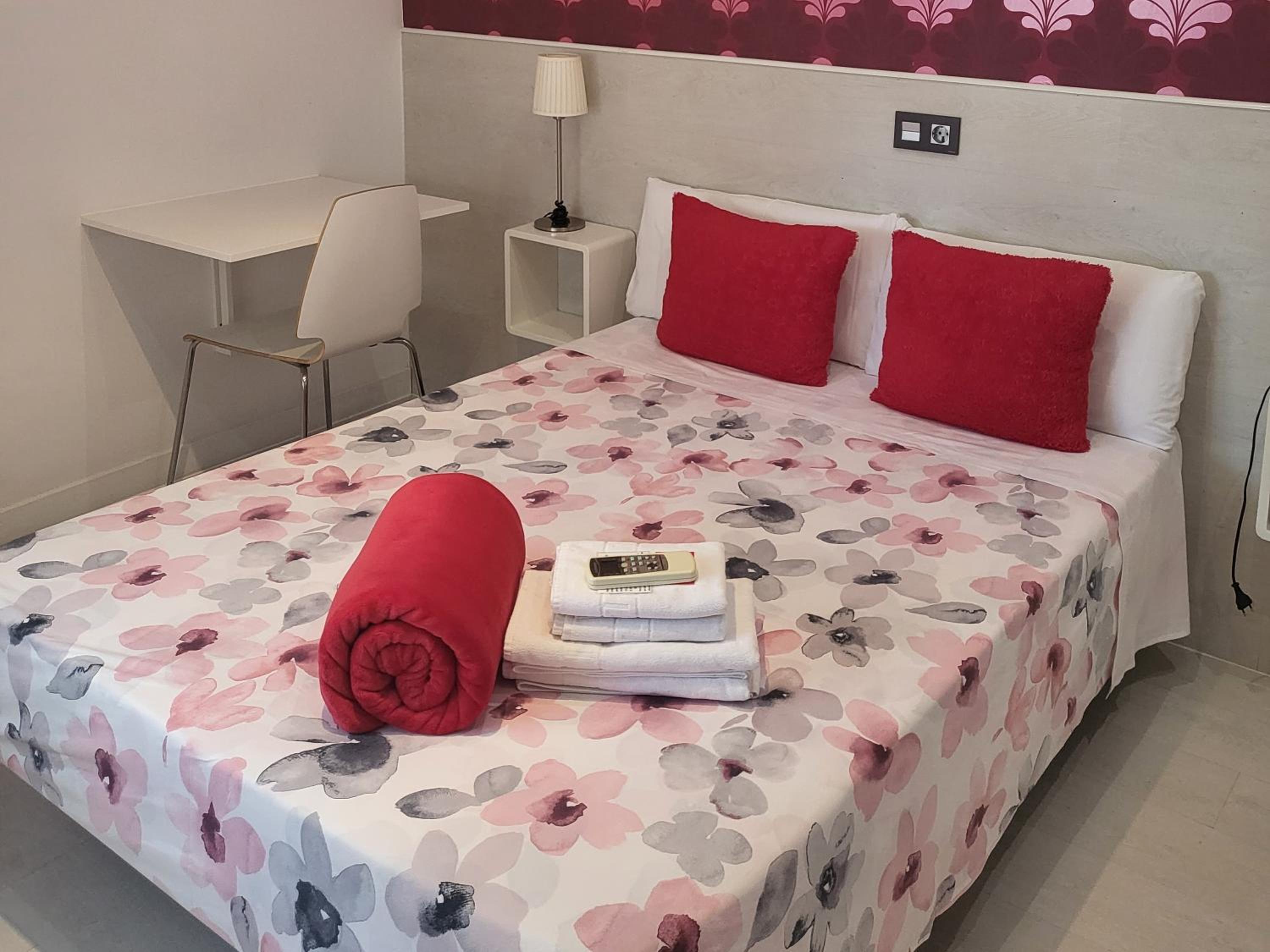 Double Room - Photo 38