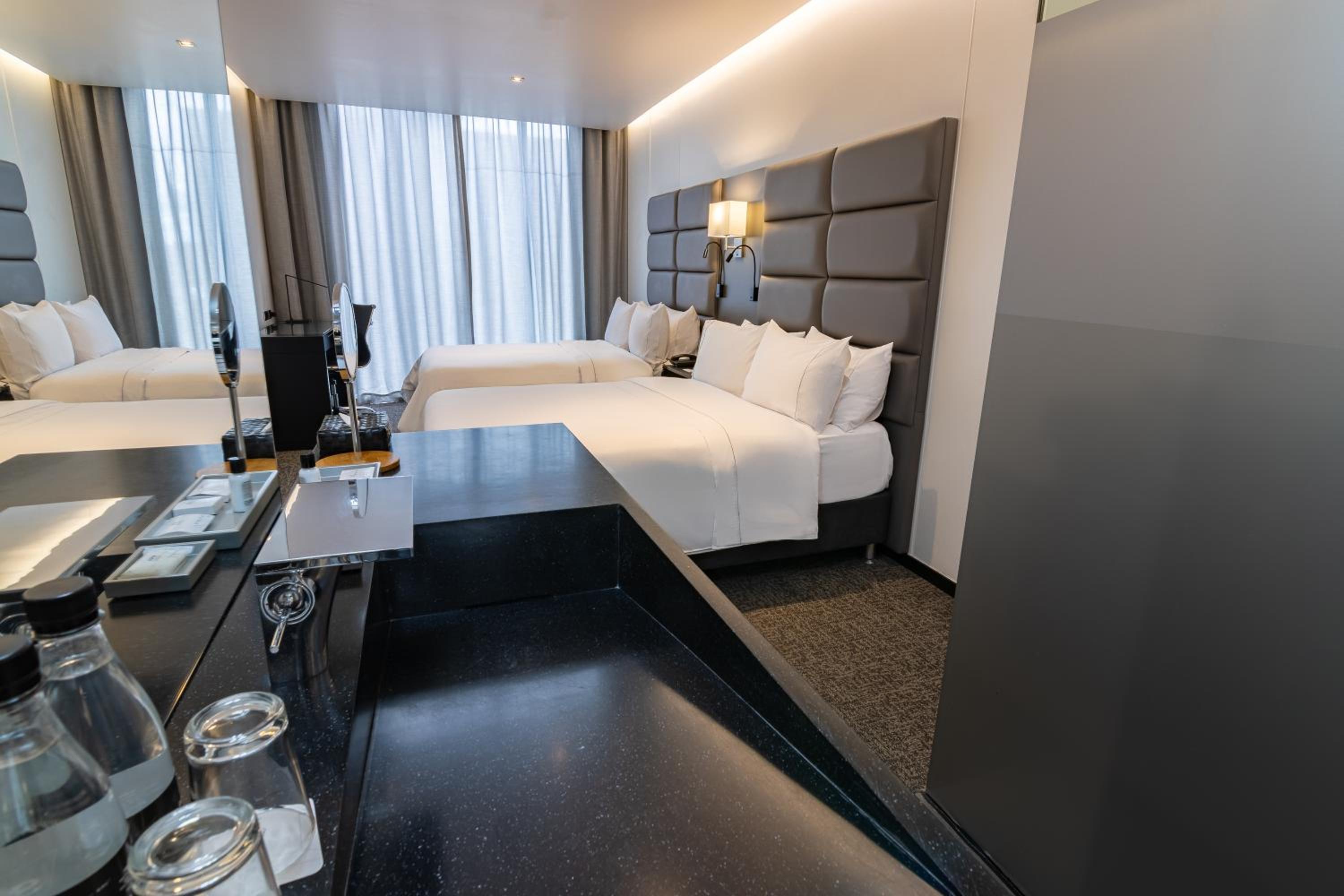 Double Room with Two Double Beds - Photo 1