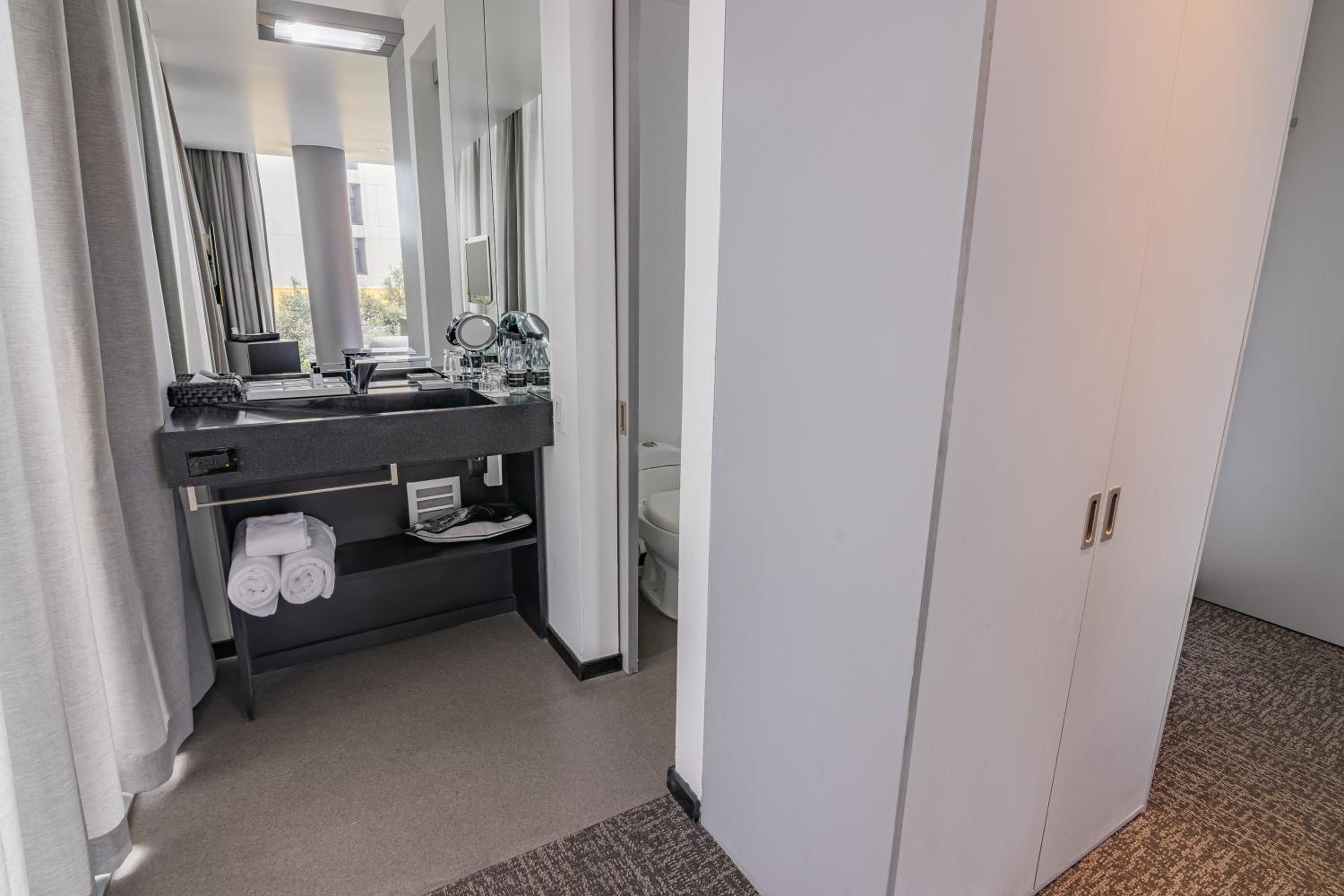 Deluxe Double Room  - Photo 7