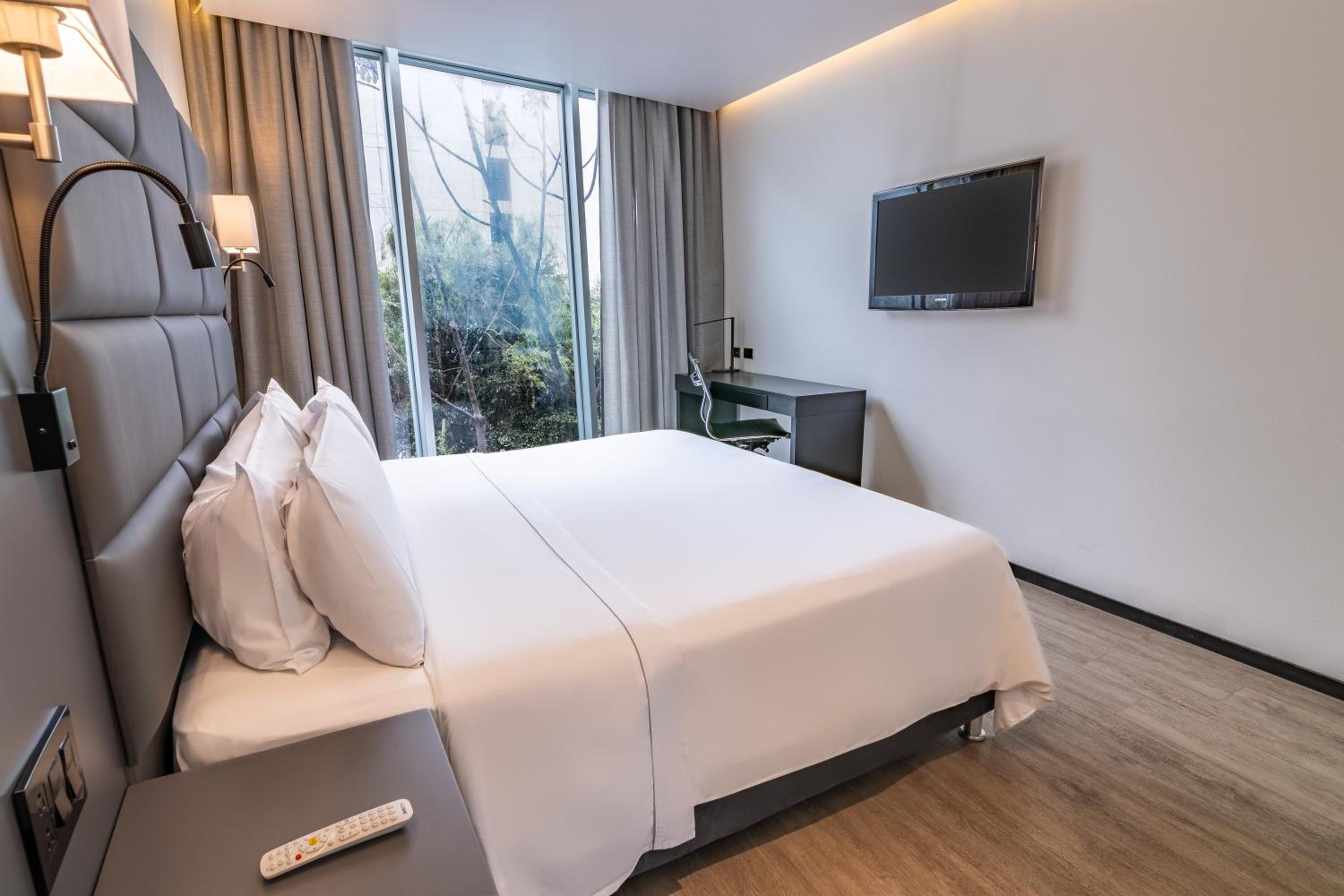 Deluxe Double Room  - Photo 4