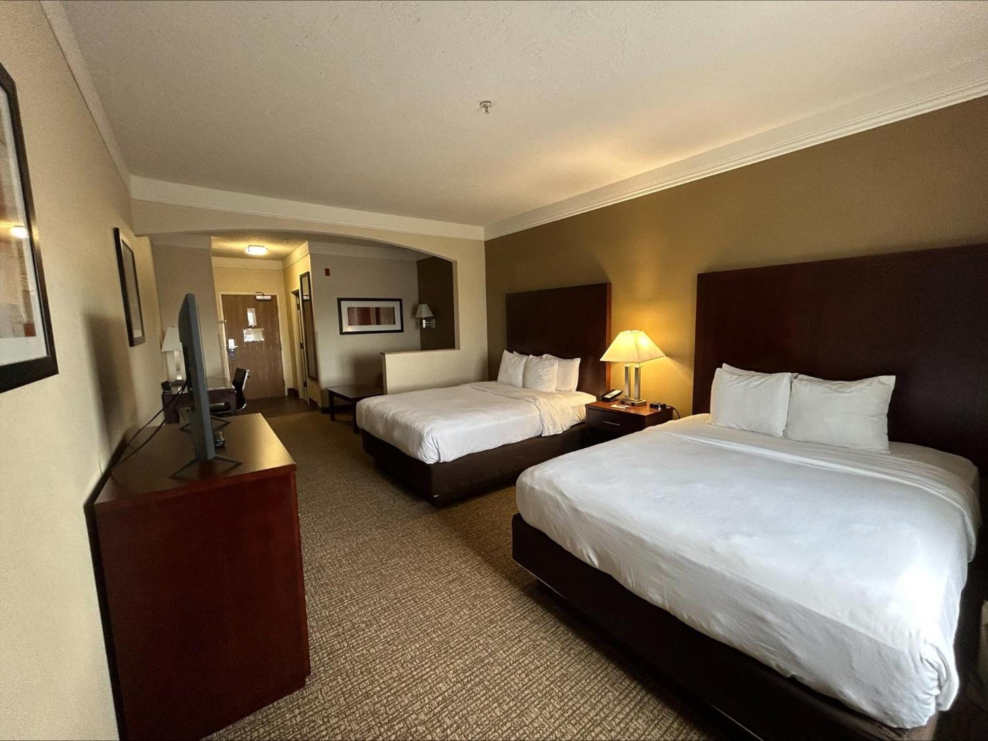 Suite with Two Queen Beds - Accessible/Non-Smoking