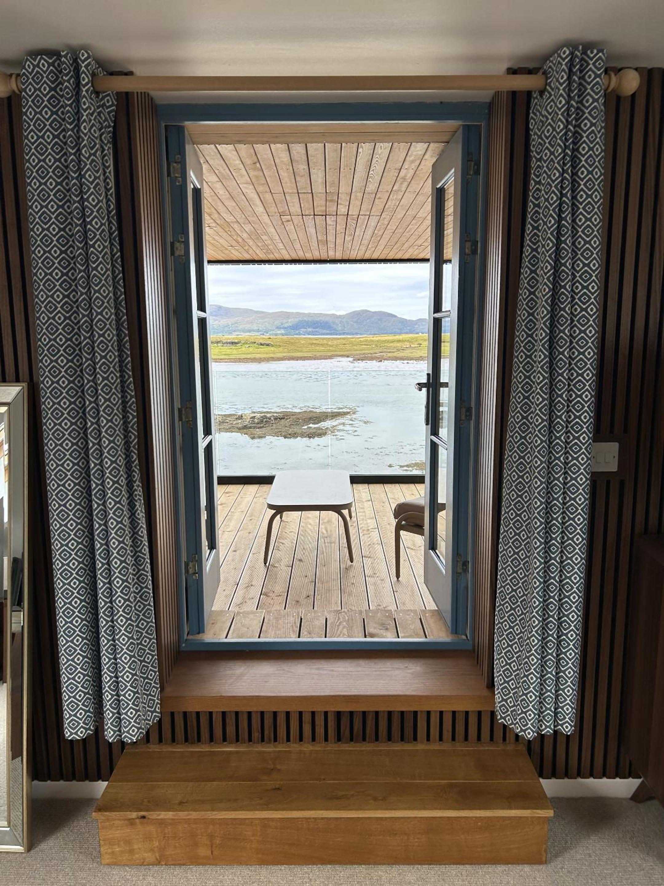 Two-Bedroom Apartment with Balcony - Photo 20