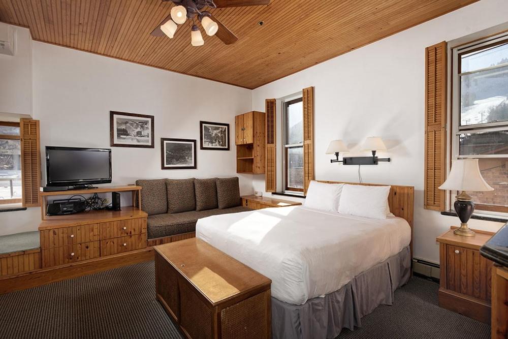 Standard Suite