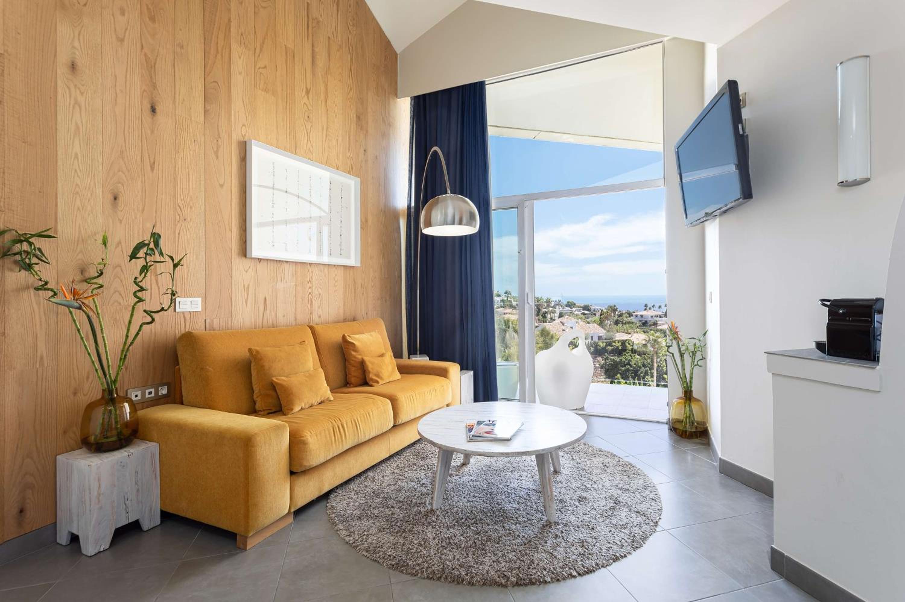 Duplex King Suite with Sea View - Photo 1
