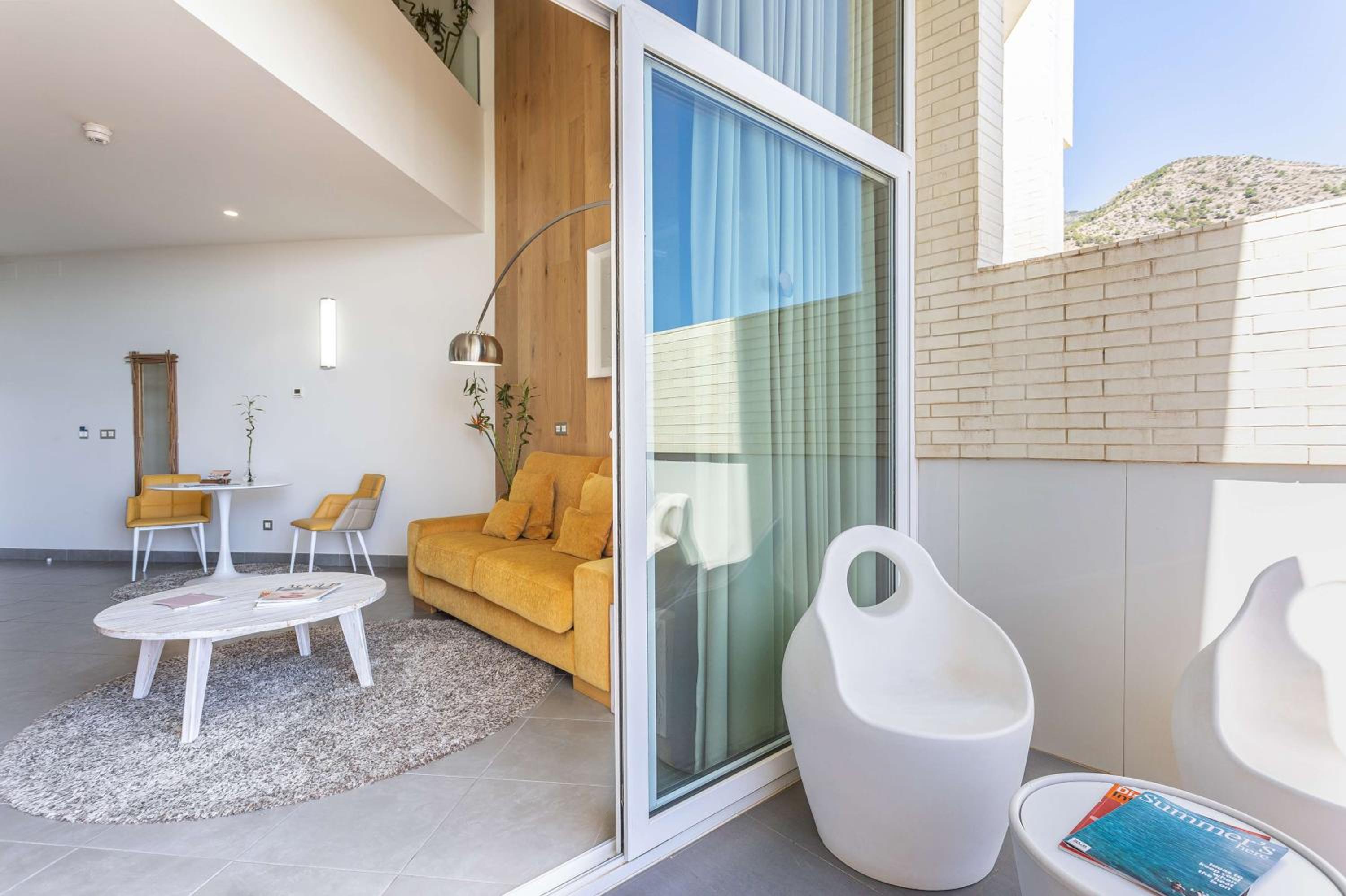 Duplex King Suite with Sea View - Photo 9
