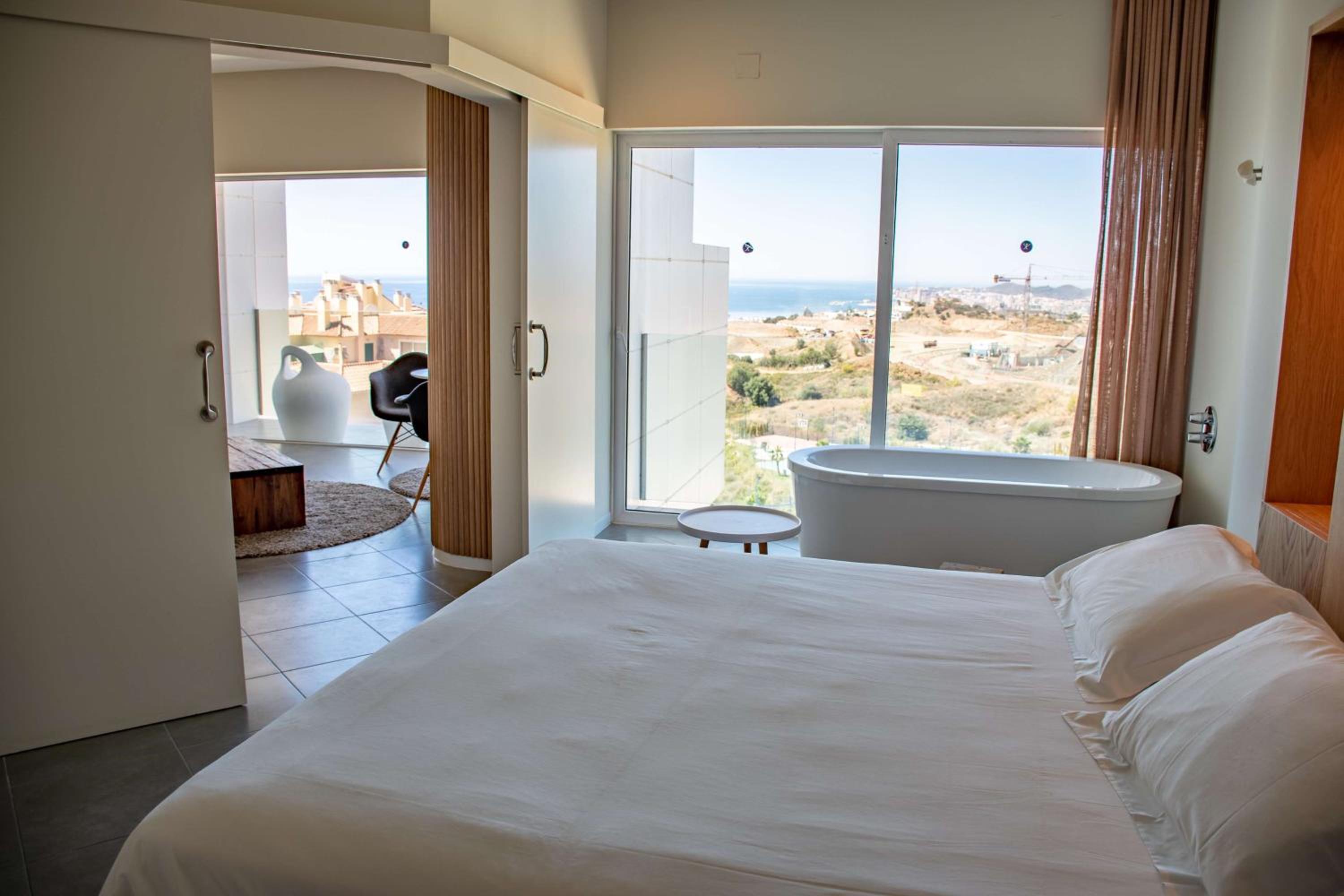One-Bedroom King Suite - Photo 9