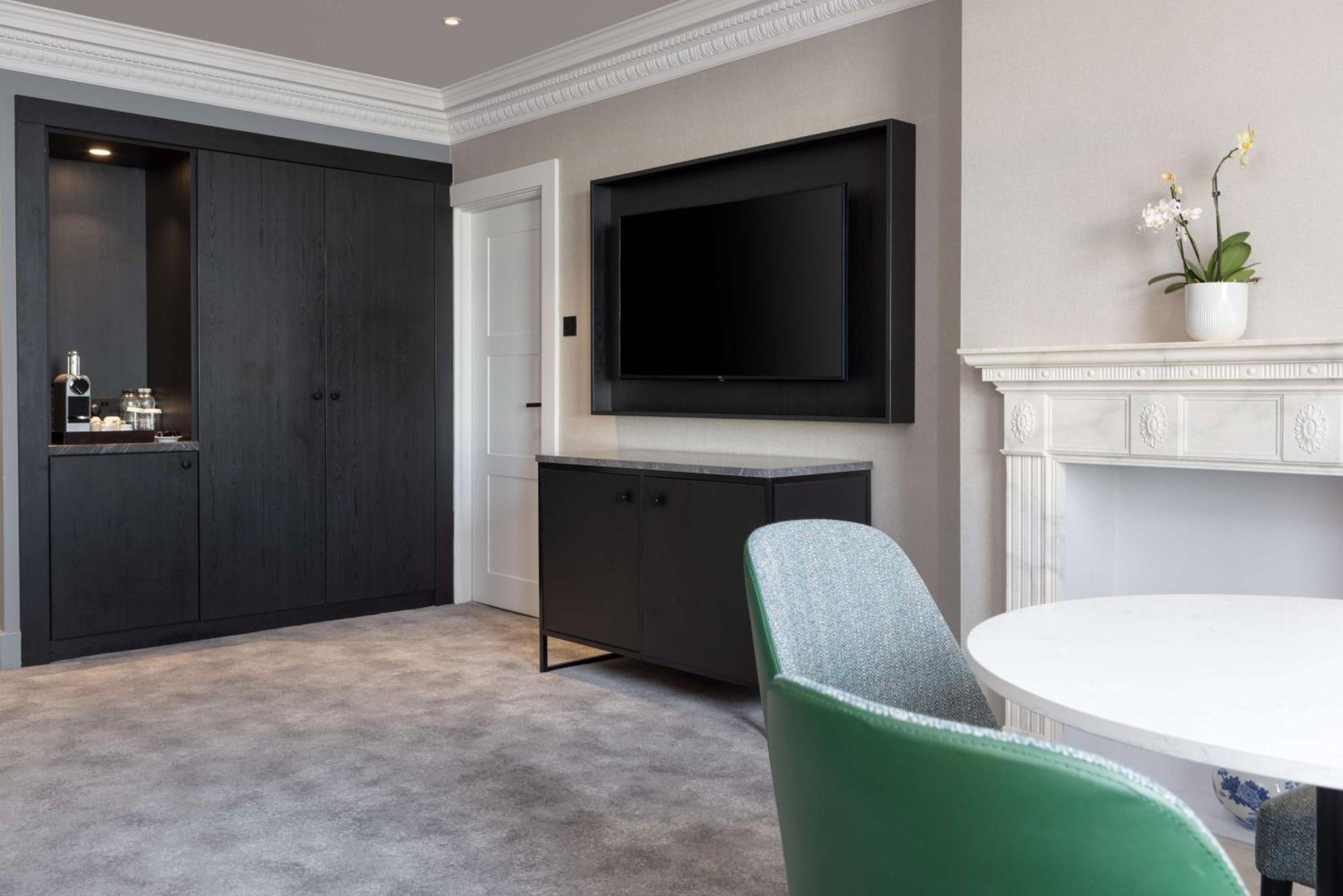 One-Bedroom King Suite with Sea View - Photo 5