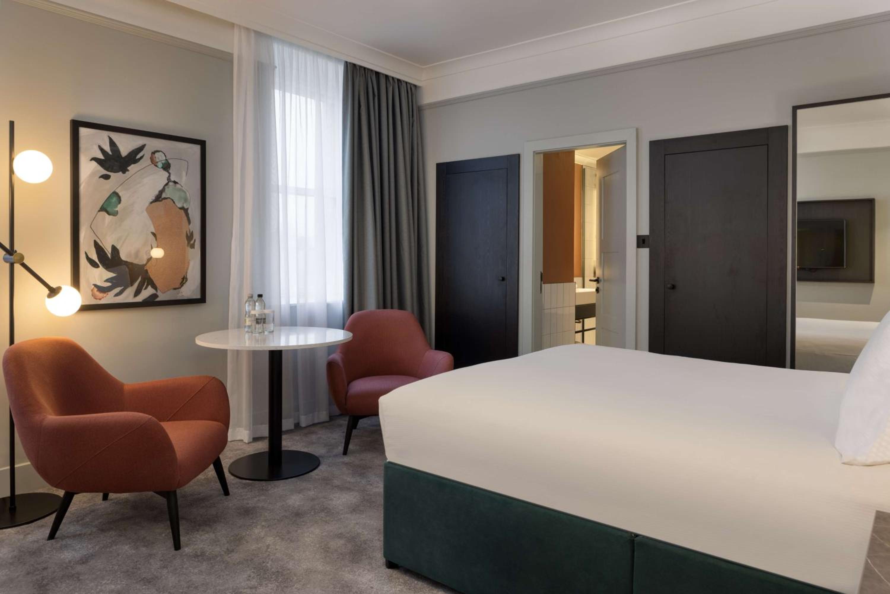 Queen Room - Photo 5