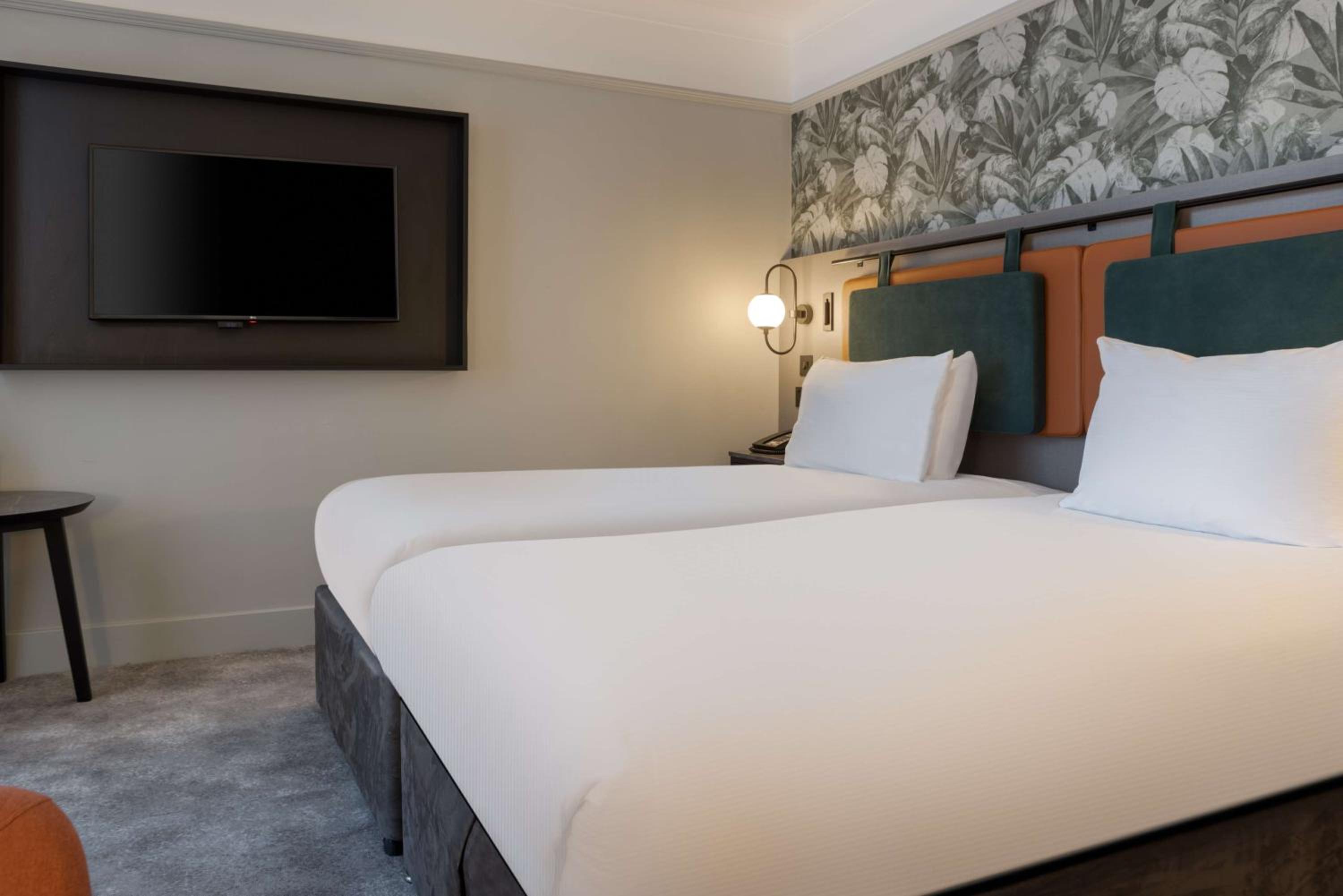 Twin Room - Photo 1