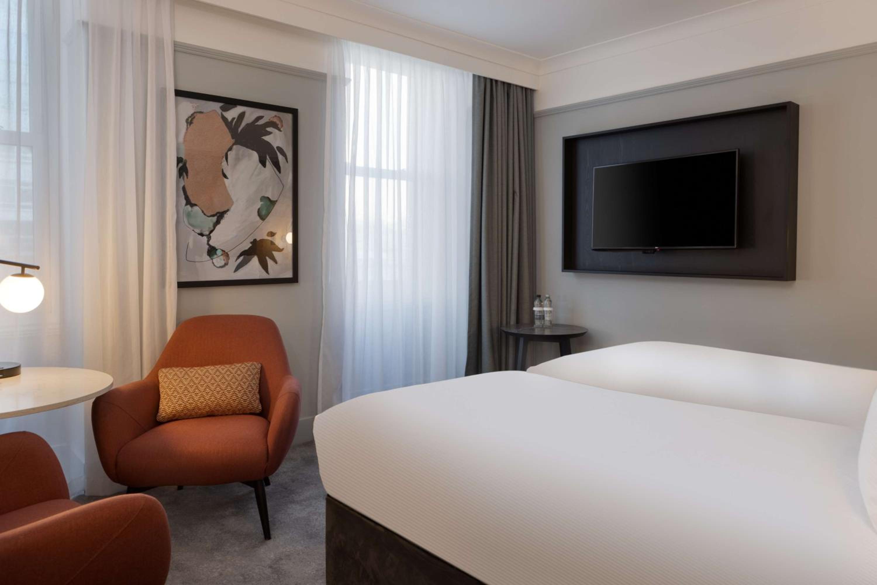 Twin Room - Photo 5