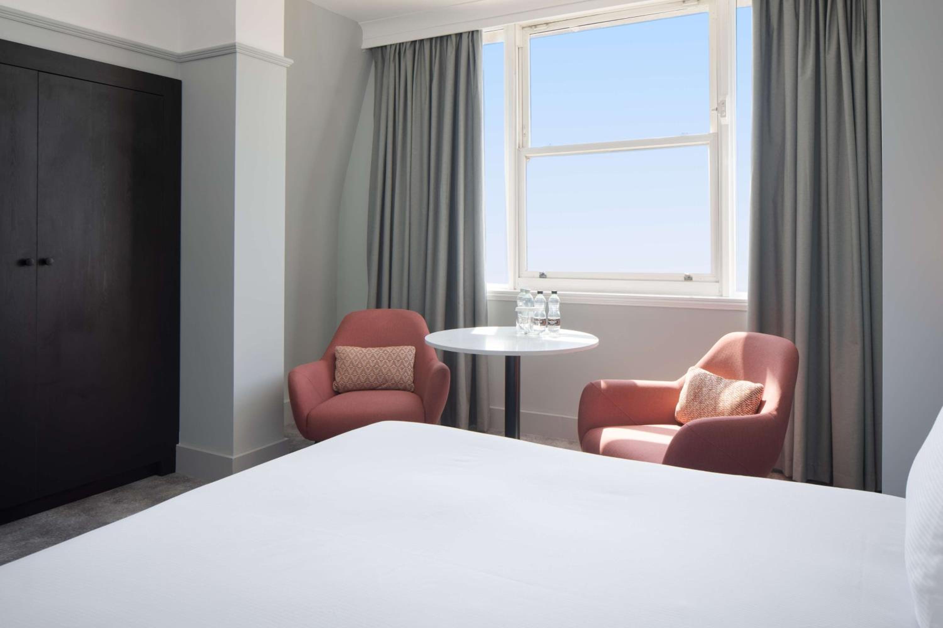 Superior Queen Room with Sea View - Photo 2