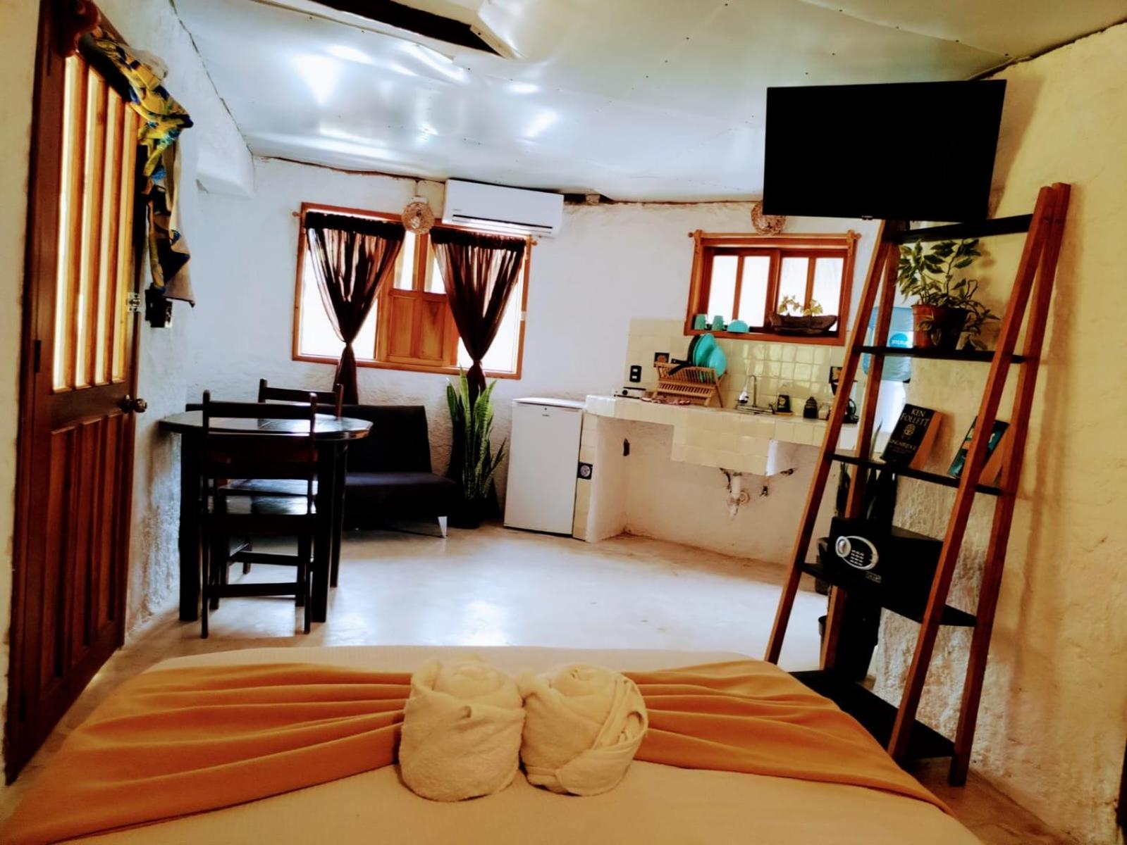 Superior Bungalow photo 2
