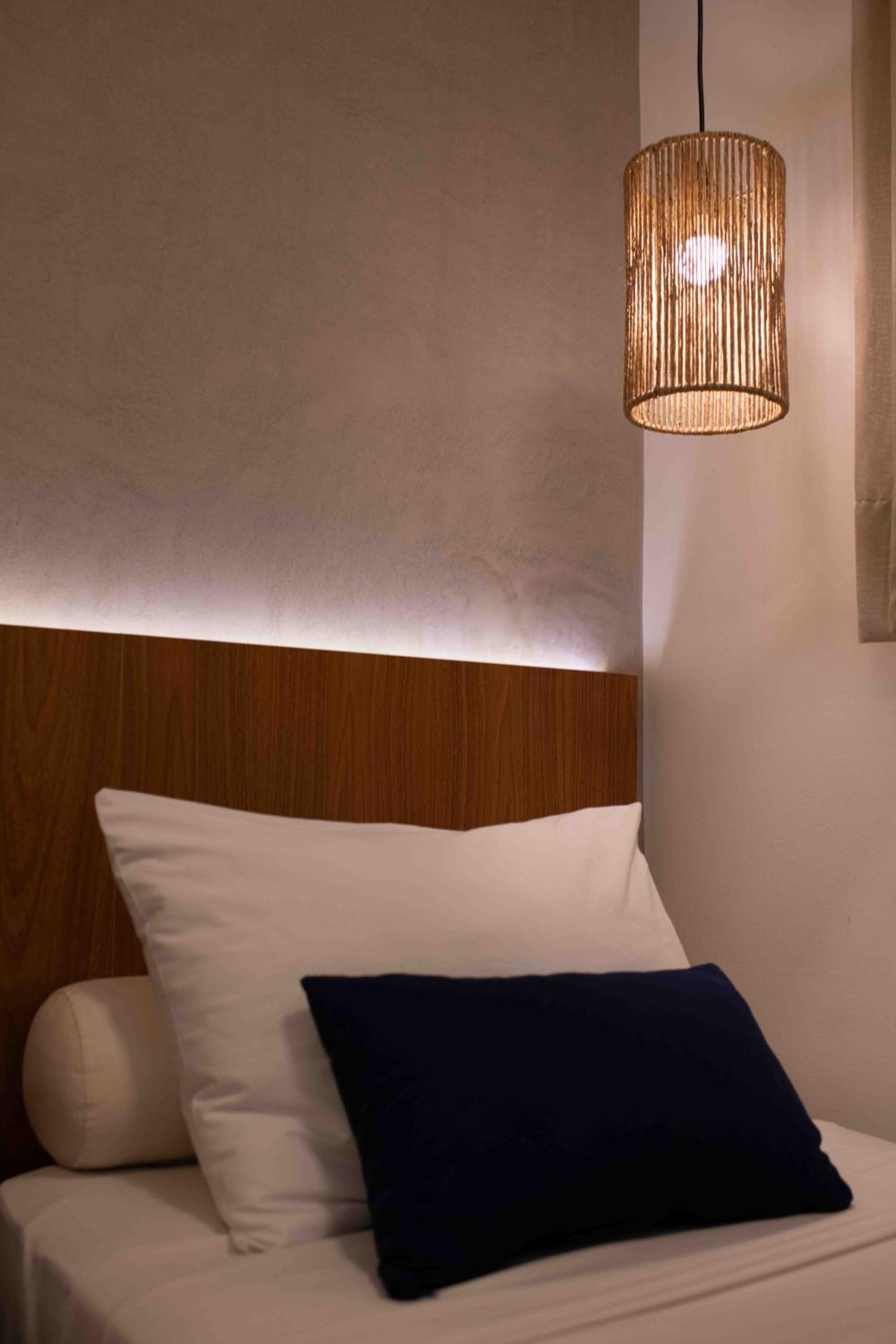 Standard Double Room - Photo 16